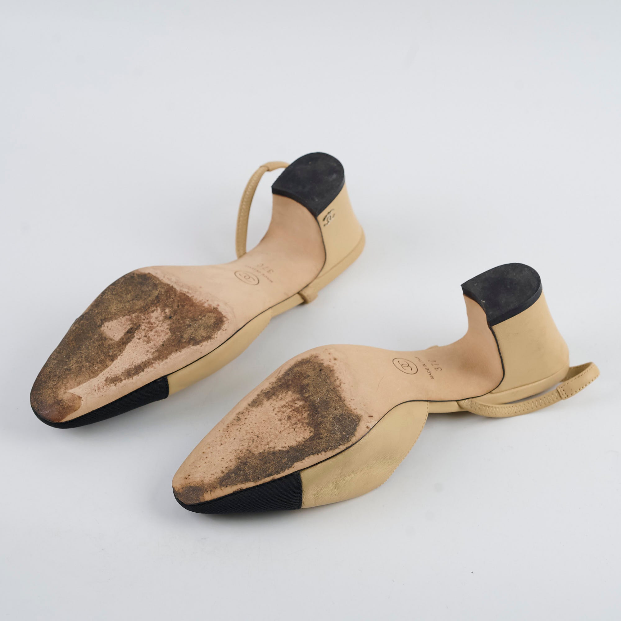 Chanel Beige & Black Two-Tone Slingback Heels Size 37 - Elegant Women's Dress Shoes for Office, Wedding & Evening Events