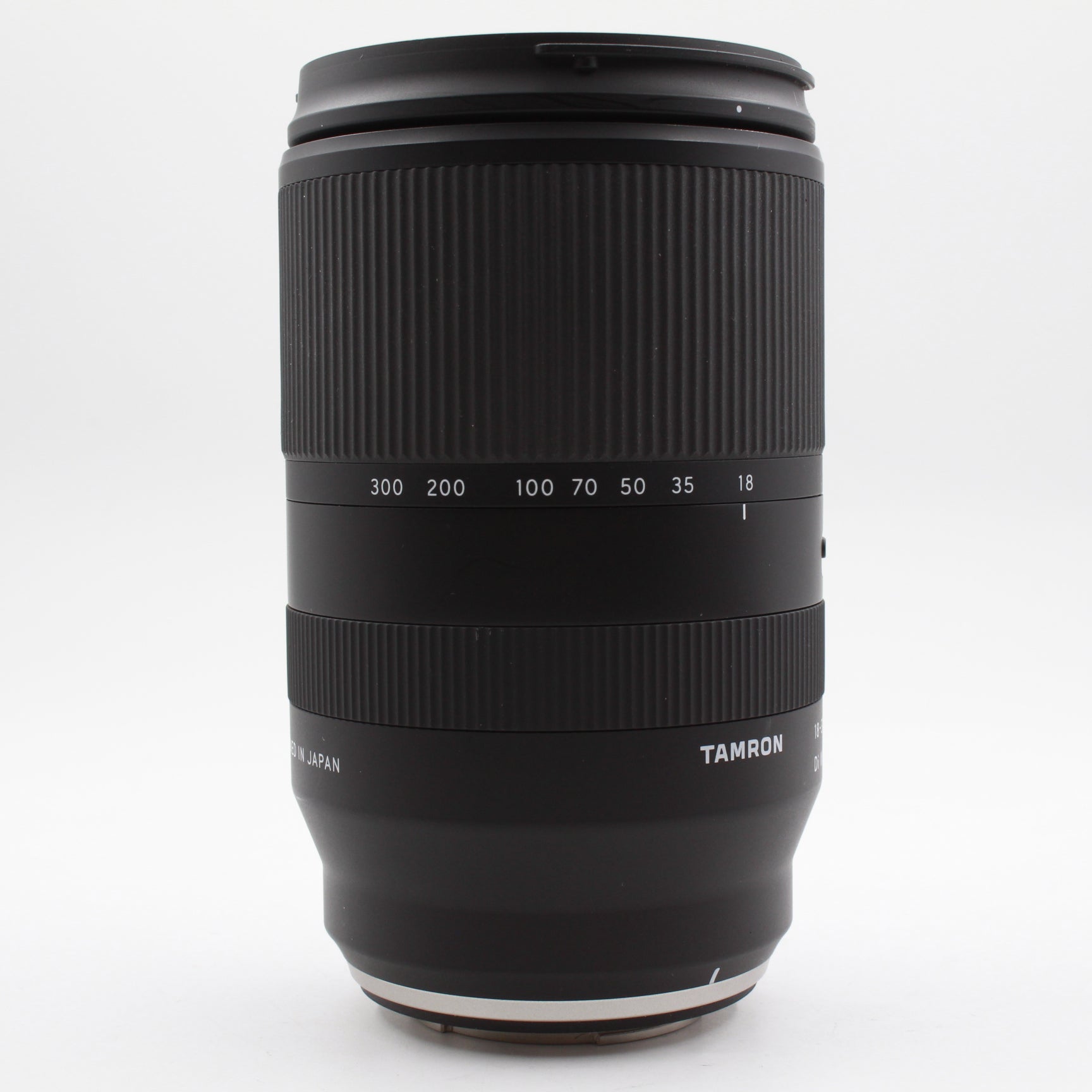 Used Tamron 18-300mm f/3.5-6.3 Di III-A VC VXD Lens for Fujifilm X Mount - Perfect for Travel, Wildlife & Sports Photography