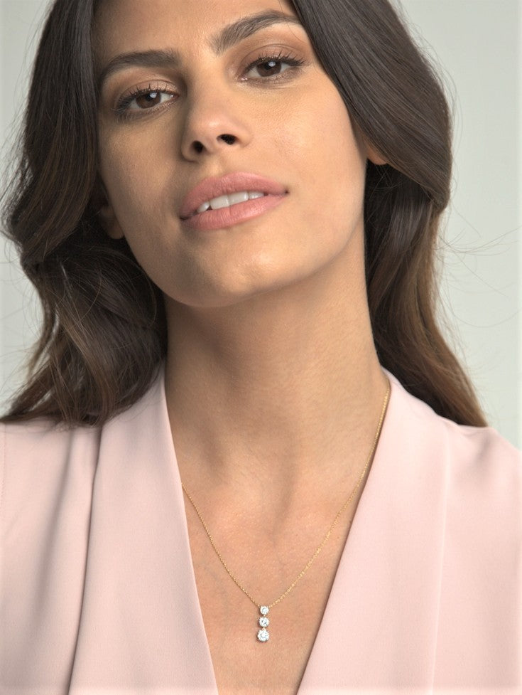 Exquisite Triple Diamond Cluster Necklace - Elegant 14K Gold Pendant for Women | Perfect for Weddings, Anniversaries & Special Occasions