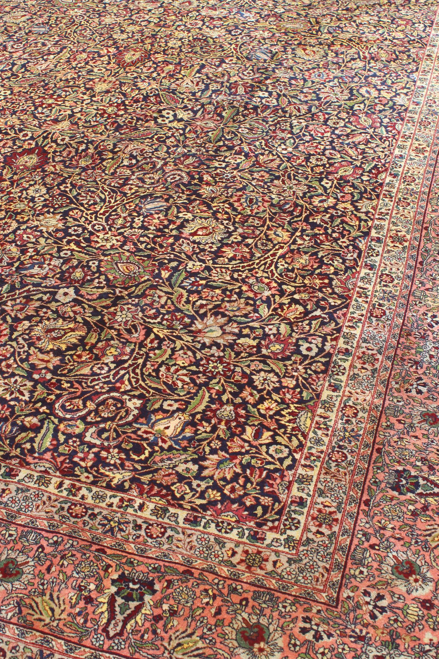 Antique Tabriz Handwoven Traditional Persian Rug - J69668 | Perfect for Living Room, Bedroom & Home Decor