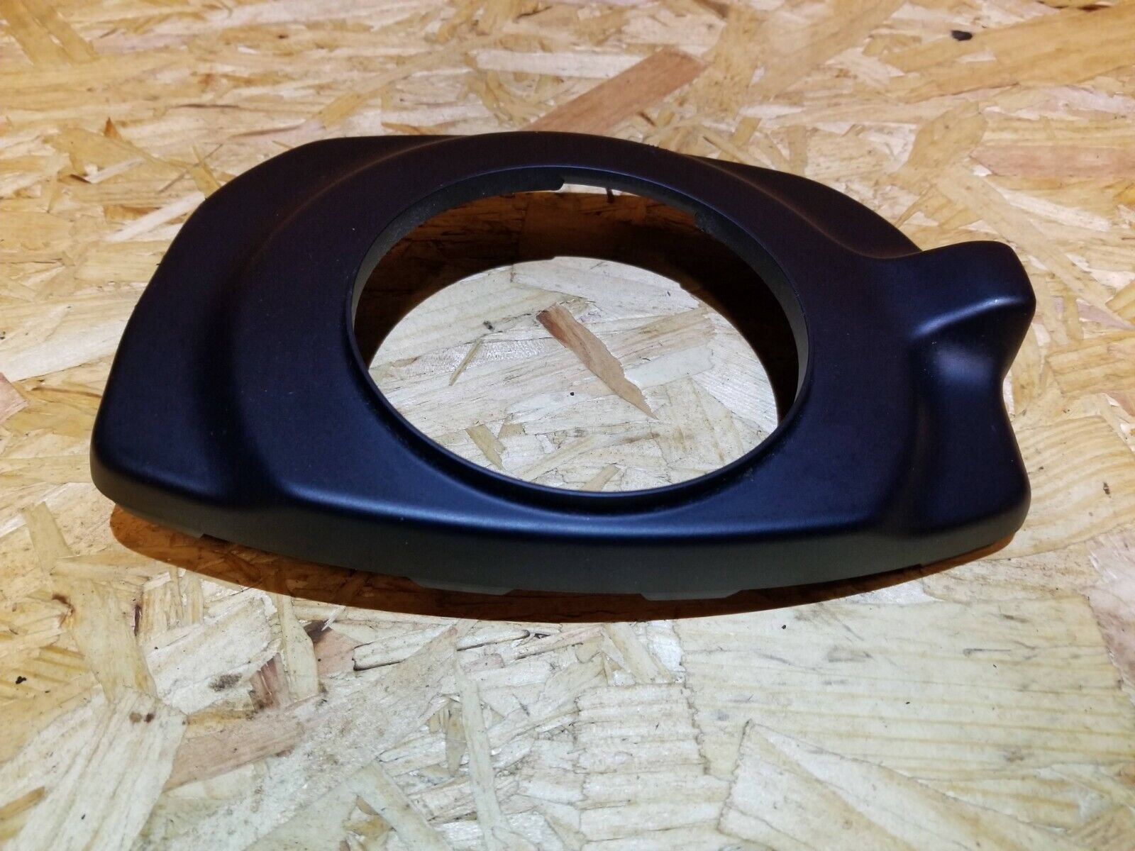 04 05 06 07 BMW 530xi E60 Steering Column Ring Cover Trim 6947775 OEM Replacement Part - Perfect for Interior Repair & Car Restoration Projects