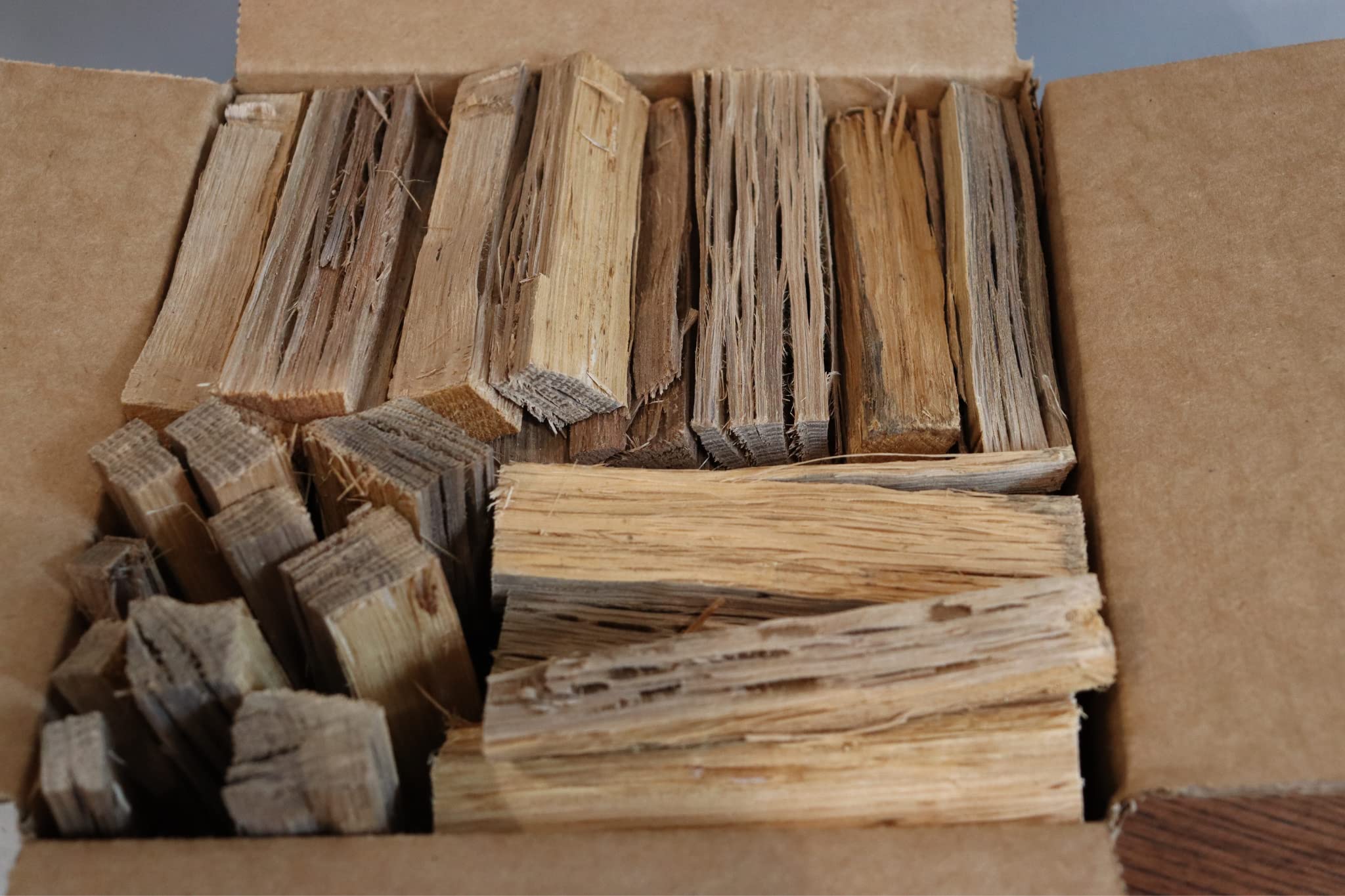 USDA Certified Kiln Dried Smoak Firewood Mini Splits - Premium Maple Wood (5-6 Inch) for Portable Pizza Ovens - 729 Cubic Inches - Perfect for Outdoor Cooking, Camping & Backyard Pizza Parties