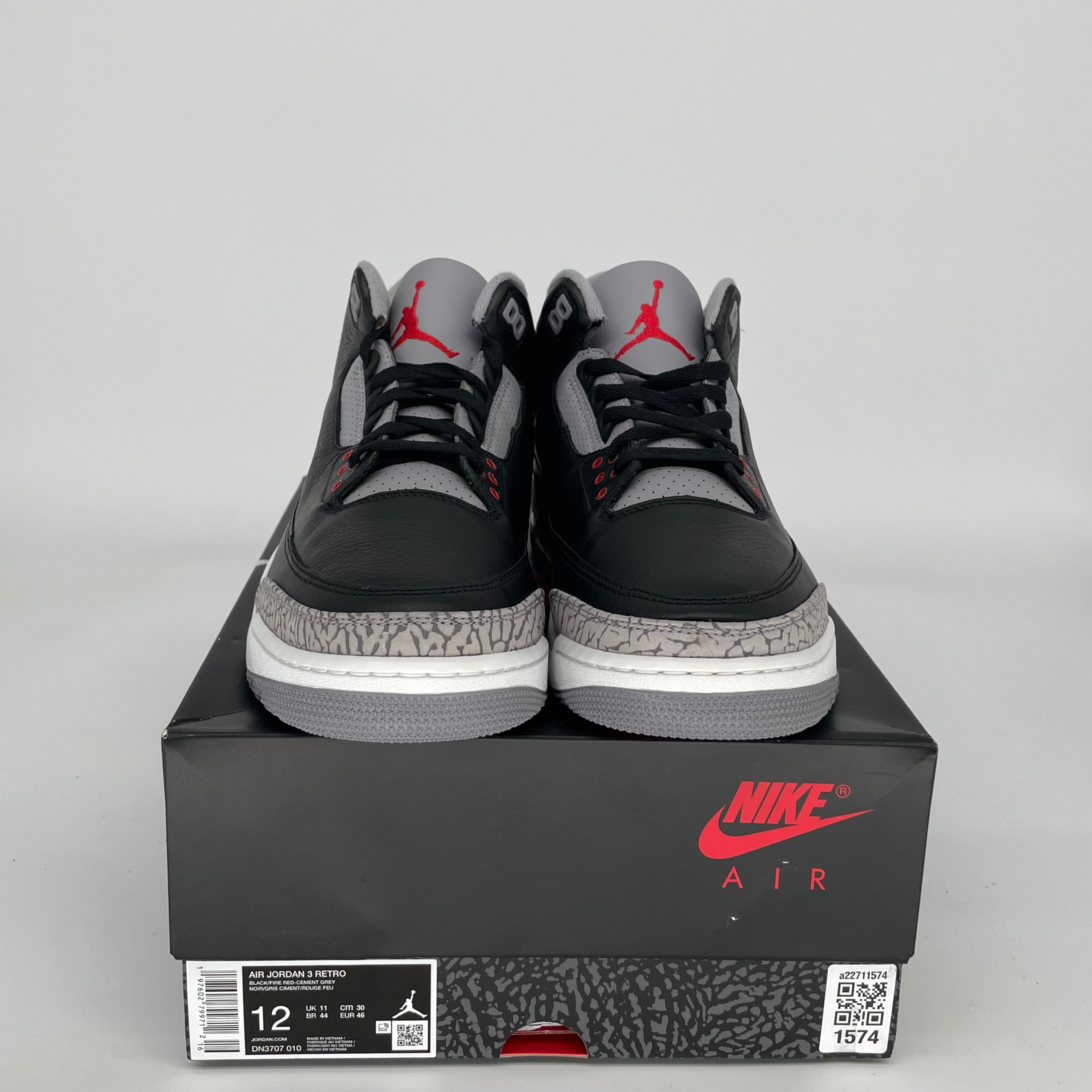 Original Air Jordan 3 Retro 'Black Cement' Men's Basketball Shoes Size 12 (DN3707-010) - Iconic Sneakers for Streetwear & Basketball Performance