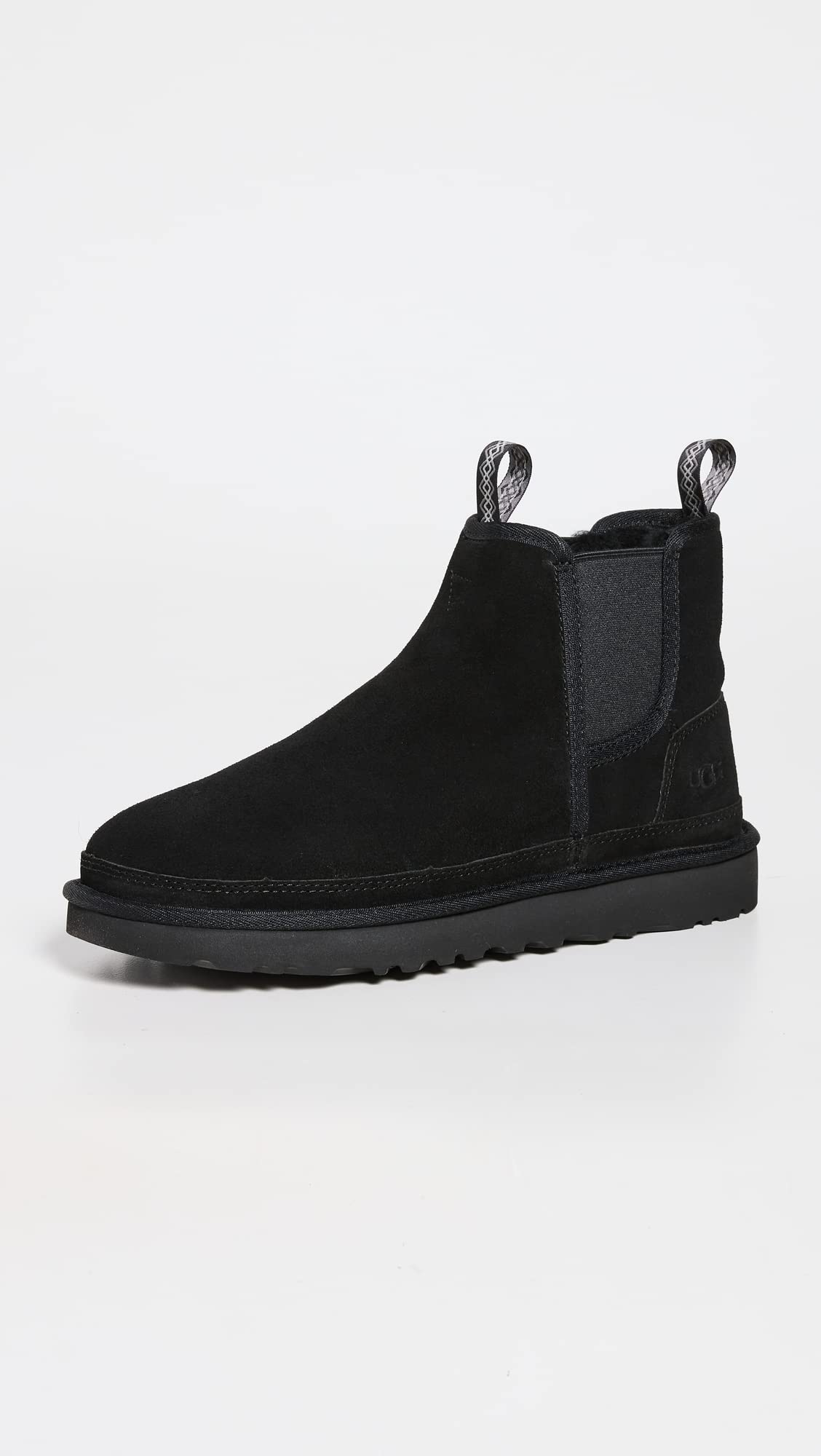 UGG Men's Neumel Chelsea Boot - Waterproof Winter Boots for Men, Comfortable Slip-On Chukka Boot with Sheepskin Lining - Perfect for Casual Wear, Outdoor Activities & Cold Weather