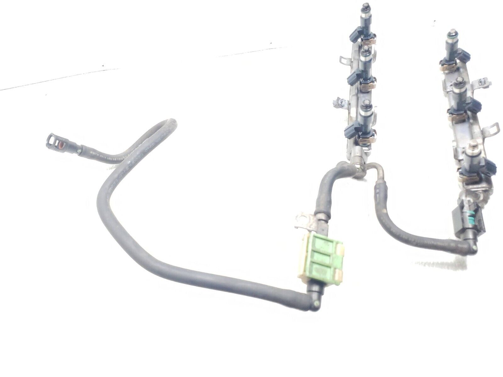 05-08 Acura RL 3.5L Fuel Rail with Injectors OEM Replacement Part - Compatible with 2005 2006 2007 2008 Acura RL Models - Perfect for Engine Performance Upgrades & Fuel System Repairs