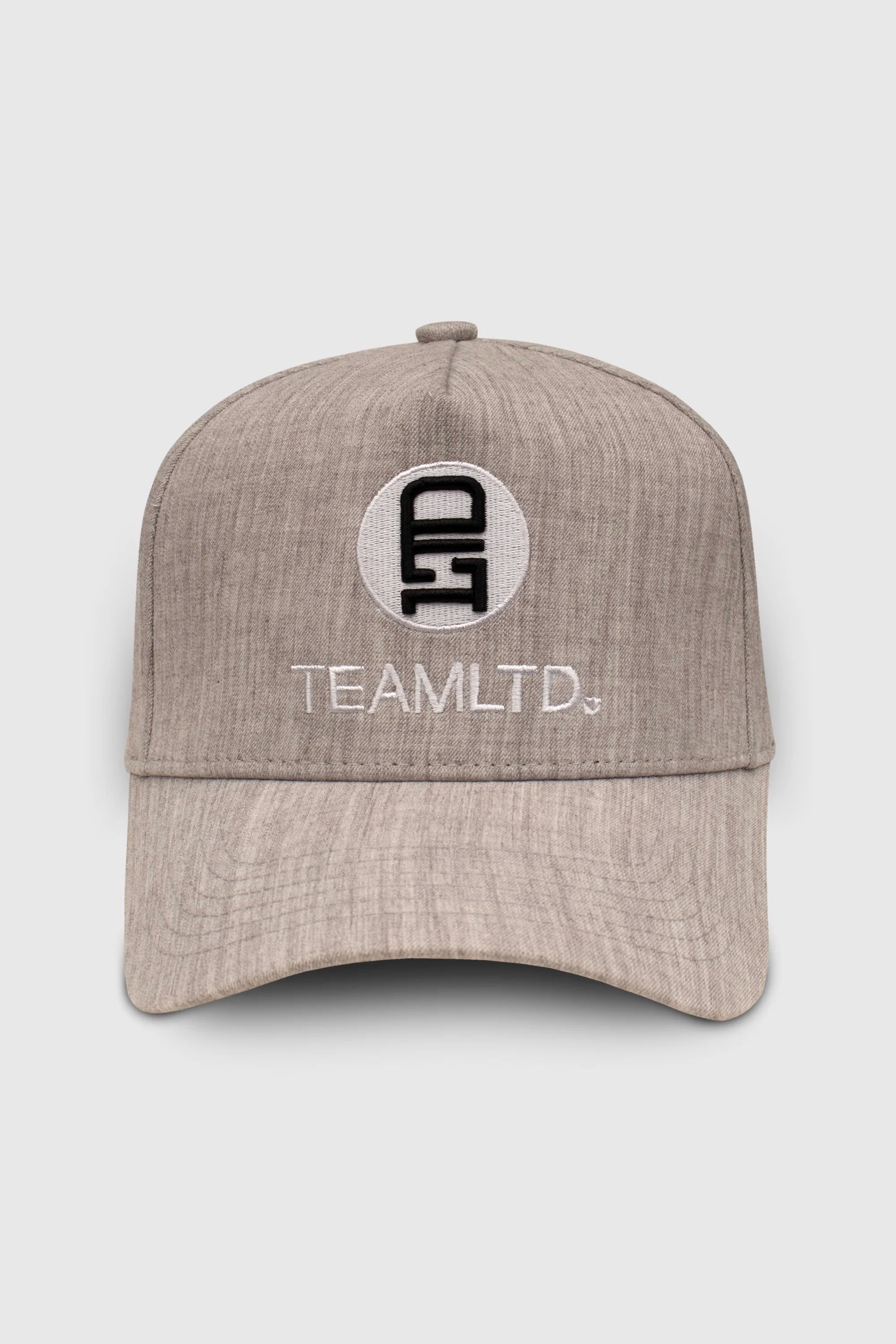 Curved Logo Snapback Hat - Adjustable Baseball Cap for Men & Women - Stylish & Comfortable - Perfect for Sports, Outdoor Activities & Casual Wear