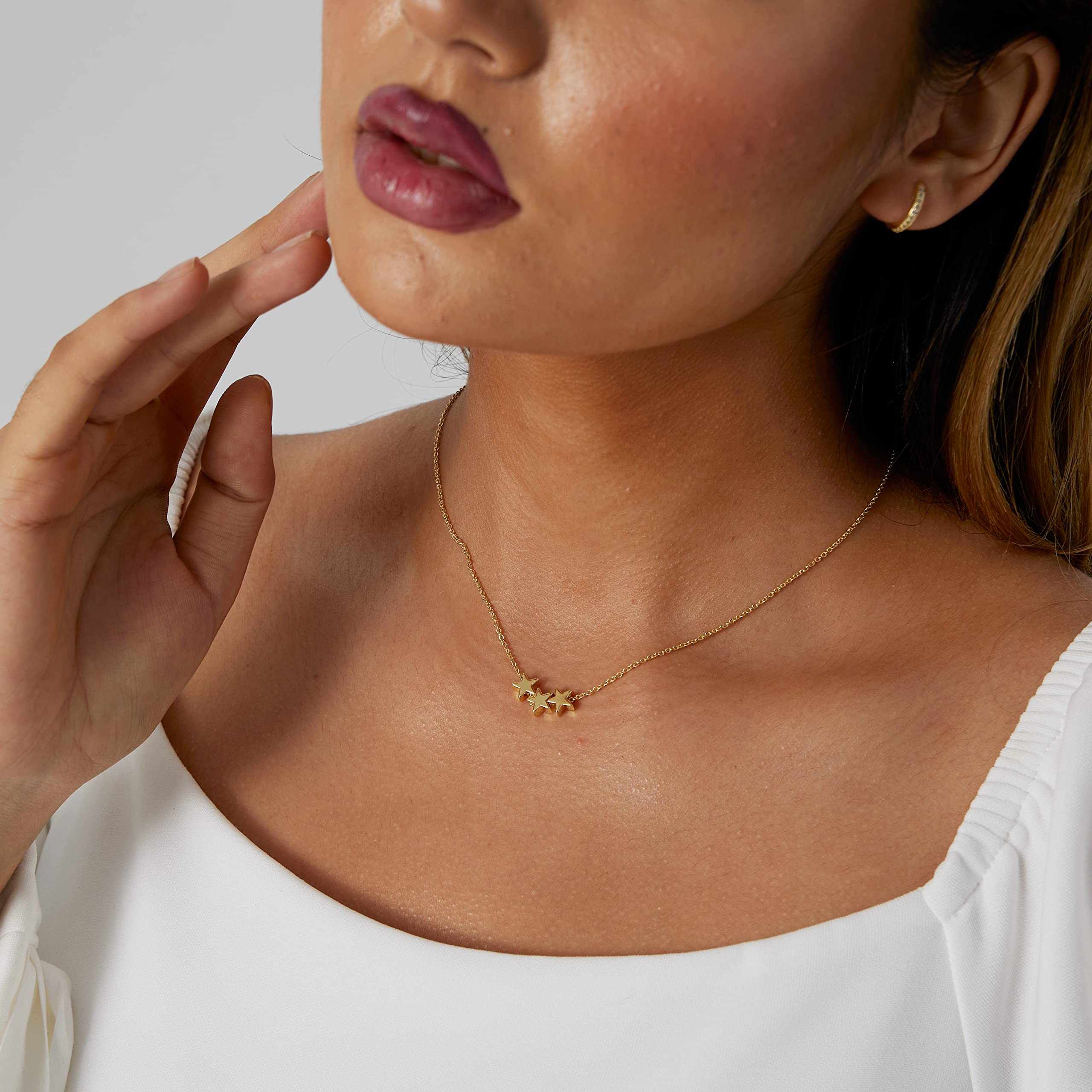 Tasiso 14K Gold Moon and Star Pendant Necklace for Women - Dainty Crescent Moon with Tiny Star Charm Minimalist Jewelry - Perfect for Everyday Wear, Gift Giving & Special Occasions