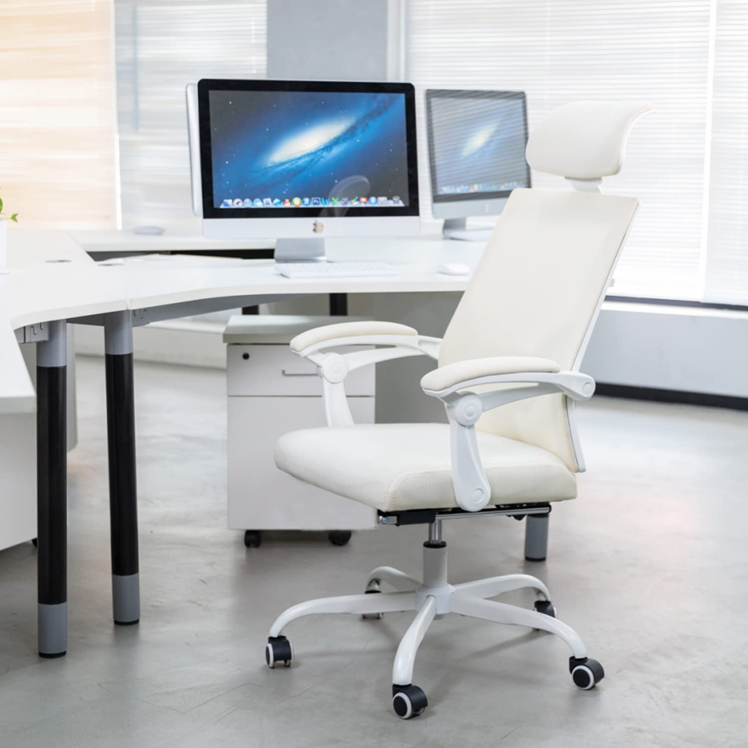 Qulomvs Ergonomic Office Chair - Adjustable Mesh Computer Desk Chair with Headrest, Lumbar Support & 360° Swivel Wheels for Home & Office Use - Perfect for Long Hours of Work, Gaming & Study