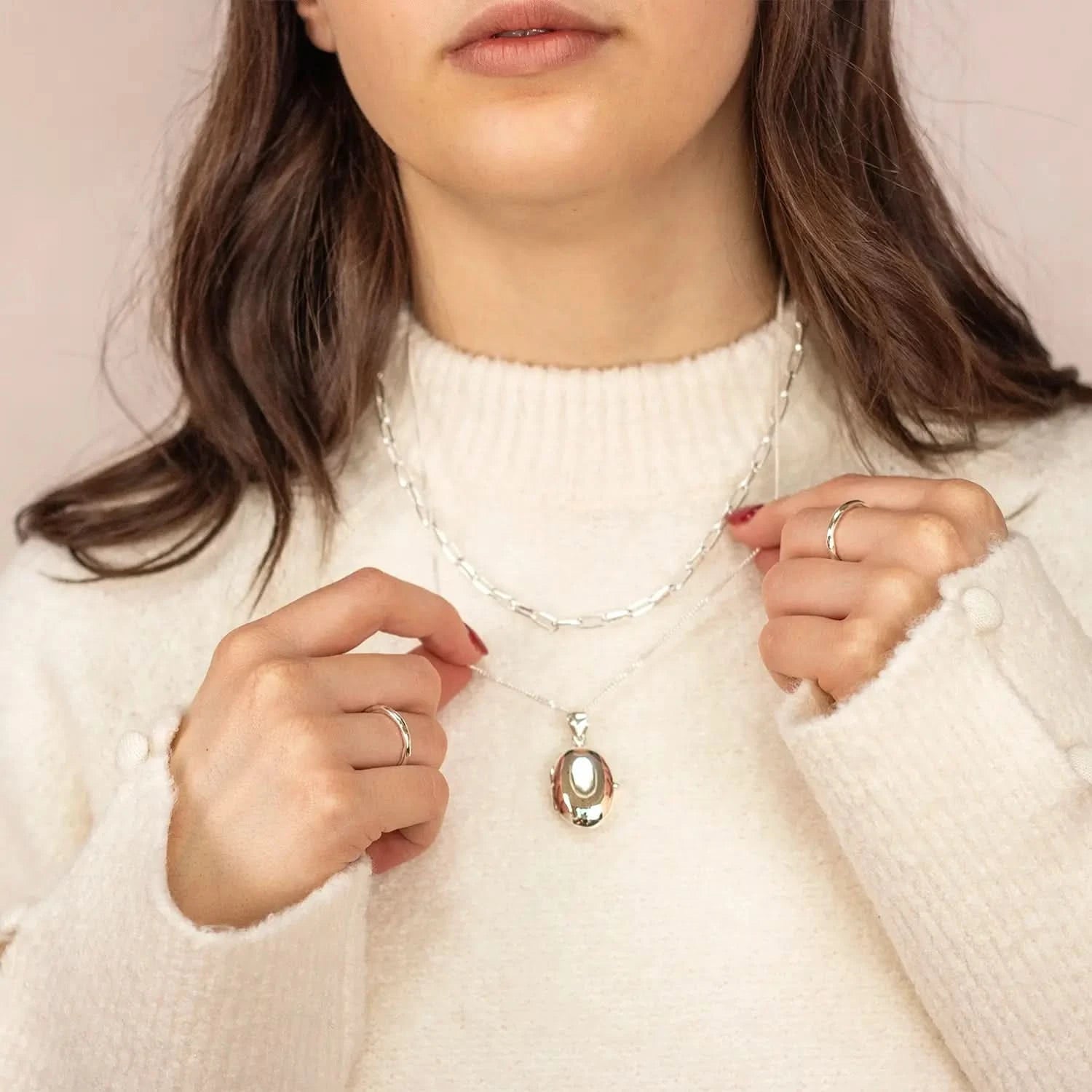 Memorial Photo Locket for Ashes - Silver Oval Keepsake Urn Jewelry for Loved Ones | Perfect for Remembrance, Funeral, or Anniversary Gifts