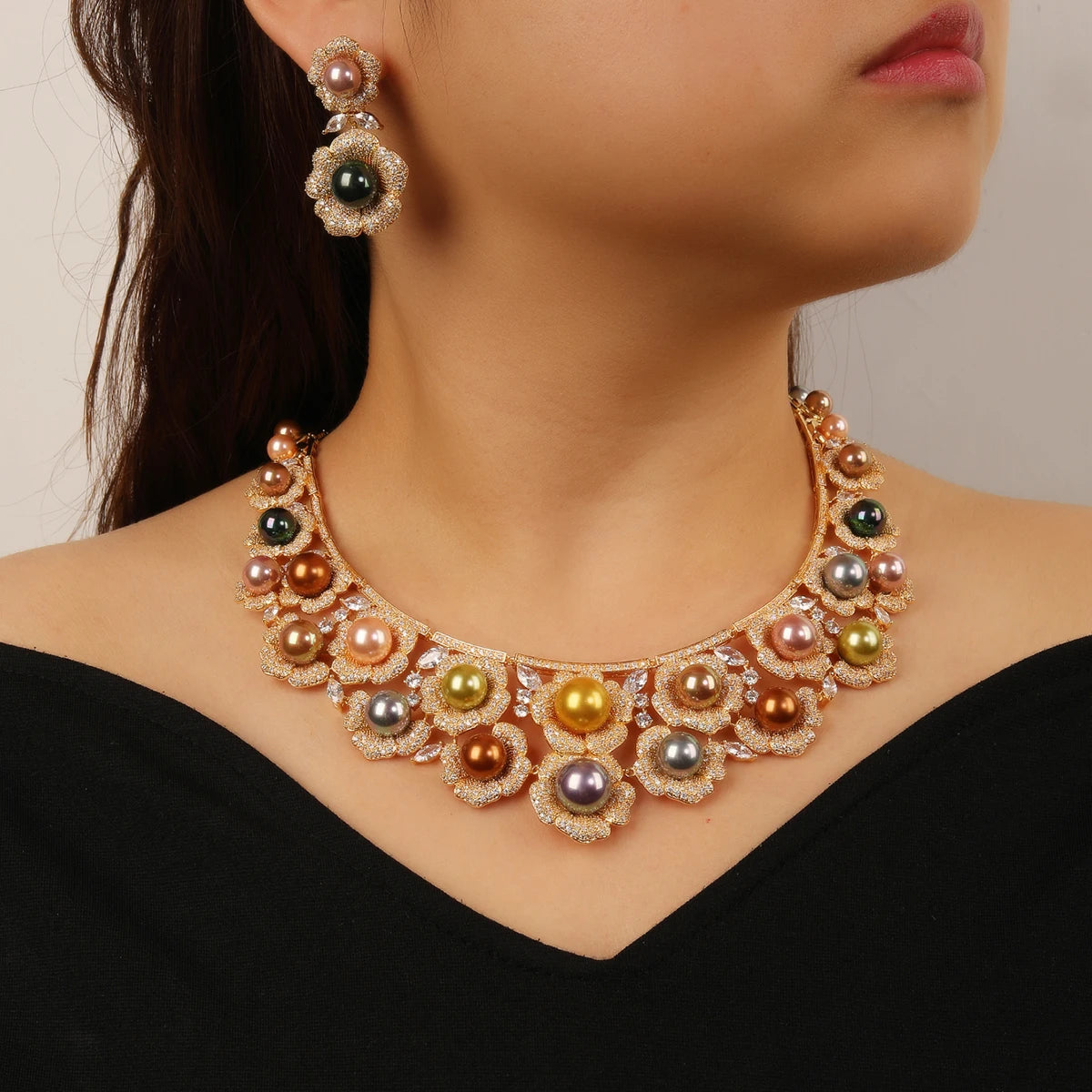 Luxury Flower Necklace for Women - High Quality Zircon Pearls Jewelry Set | Sparkling Bridal Party Costume Accessories | Perfect for Dubai Weddings, Evening Events & Special Occasions