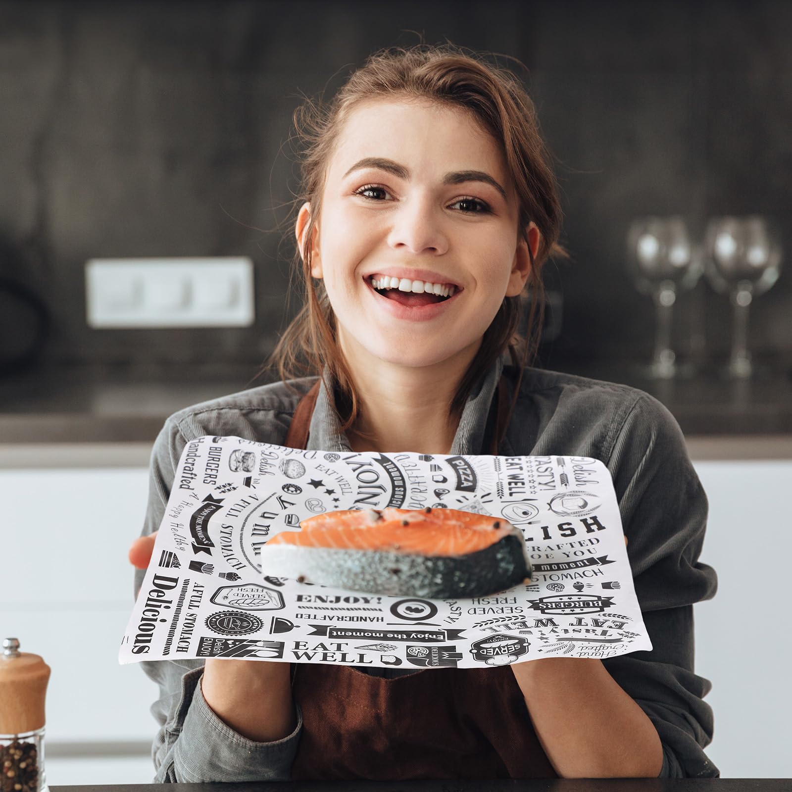 600 Pcs 12x12 Inch White Deli Wax Paper Sheets - Grease Resistant, Waterproof Food Wrapping Paper for Sandwiches, Hot Dogs & Baking | Perfect for Tray Liners, Basket Liners & Food Prep in Restaurants, Bakeries & Home Kitchens