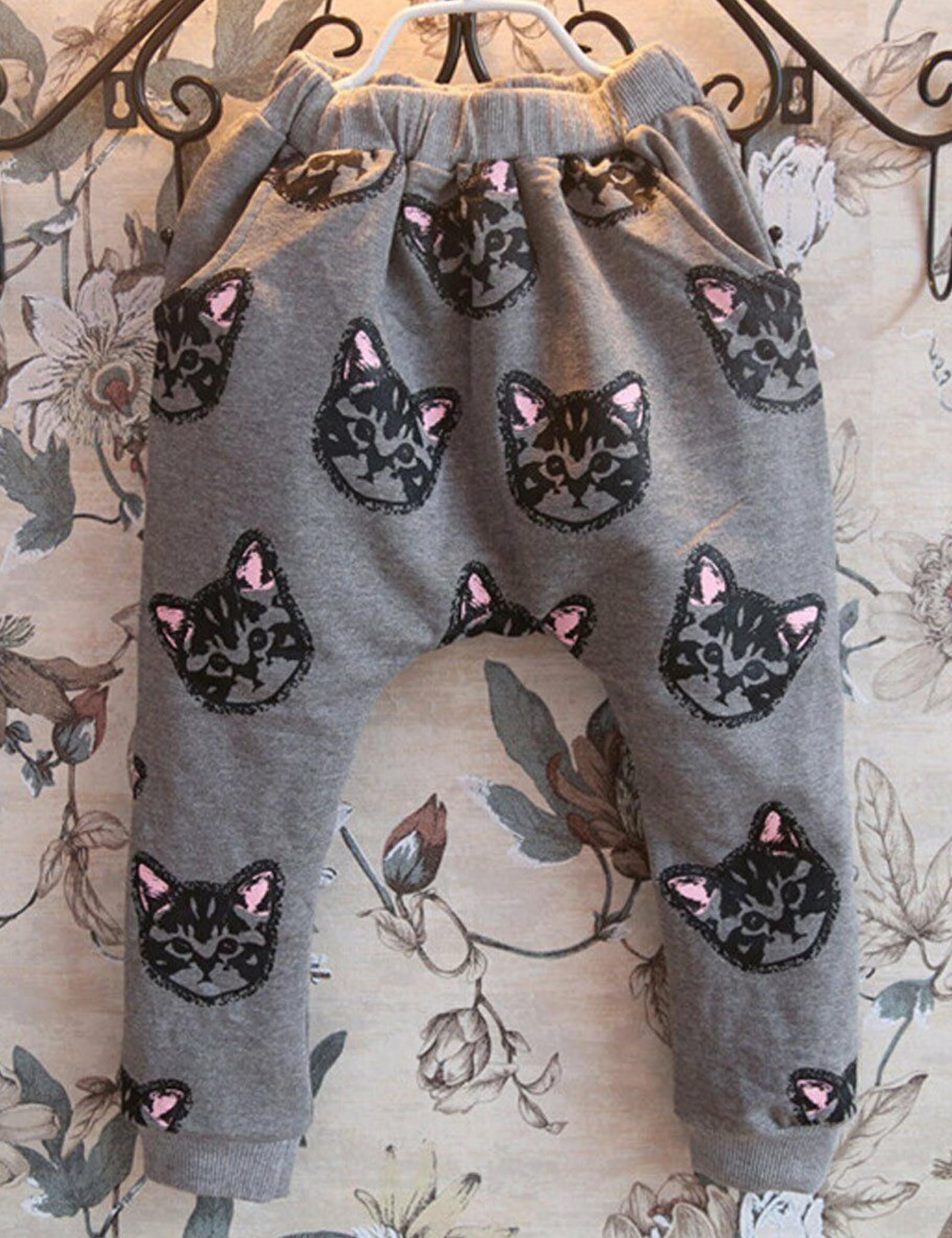 Puseky Cute Cat Sweatshirt & Pants Tracksuit Set for Toddler Girls - Soft Cotton Kids Outfit for Playdates, School & Casual Wear