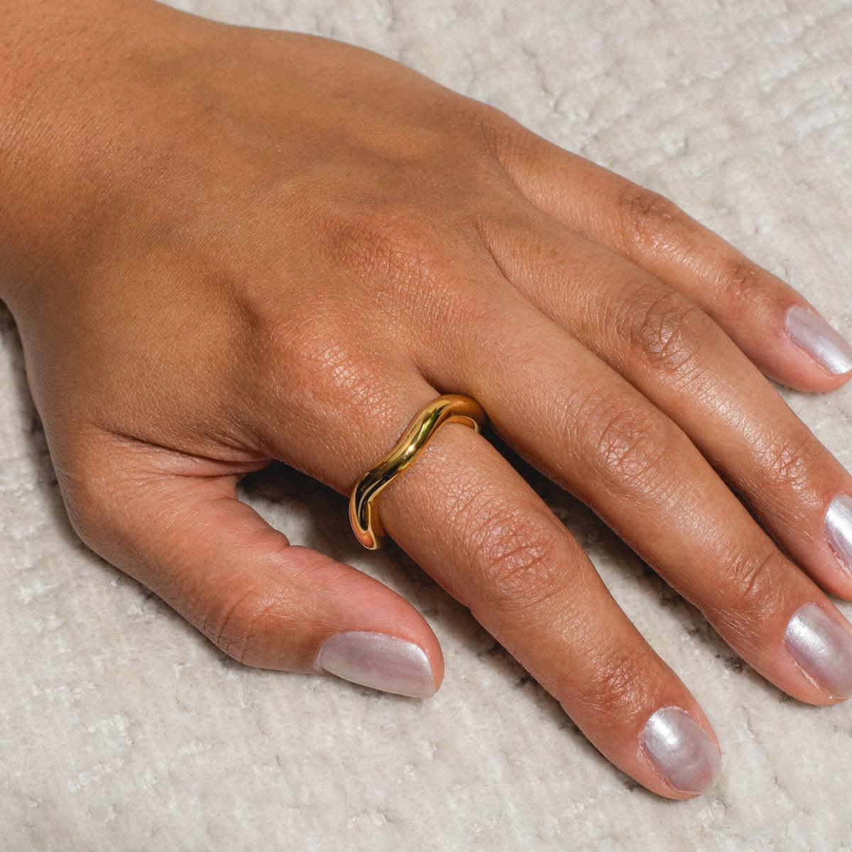Stylish Poppy Flower Ring for Women - Elegant Floral Jewelry Gift for Her - Perfect for Weddings, Parties & Everyday Wear