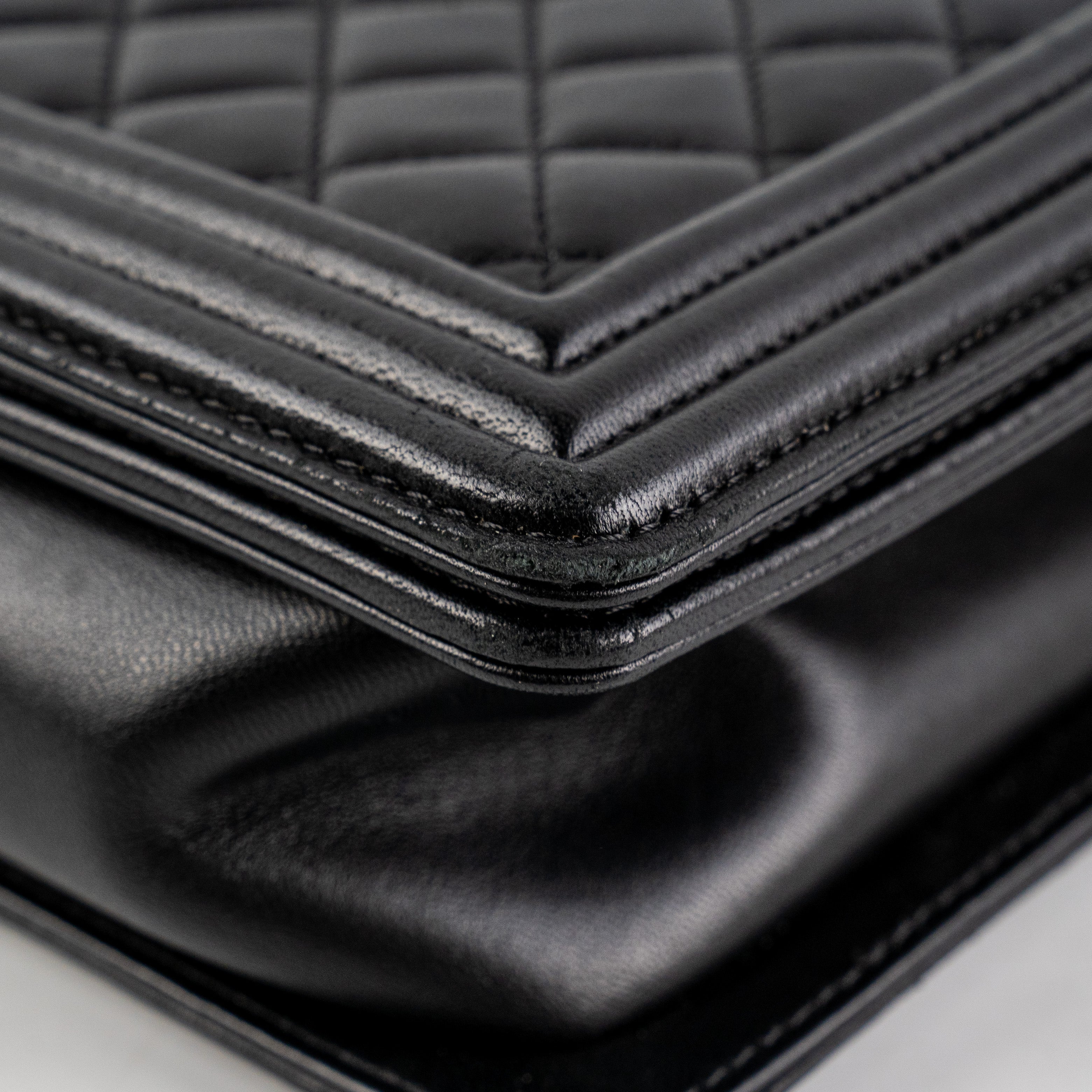 Chanel New Medium Boy Black Leather Handbag - Luxury Designer Crossbody Bag for Women, Perfect for Evening Events & Daily Use