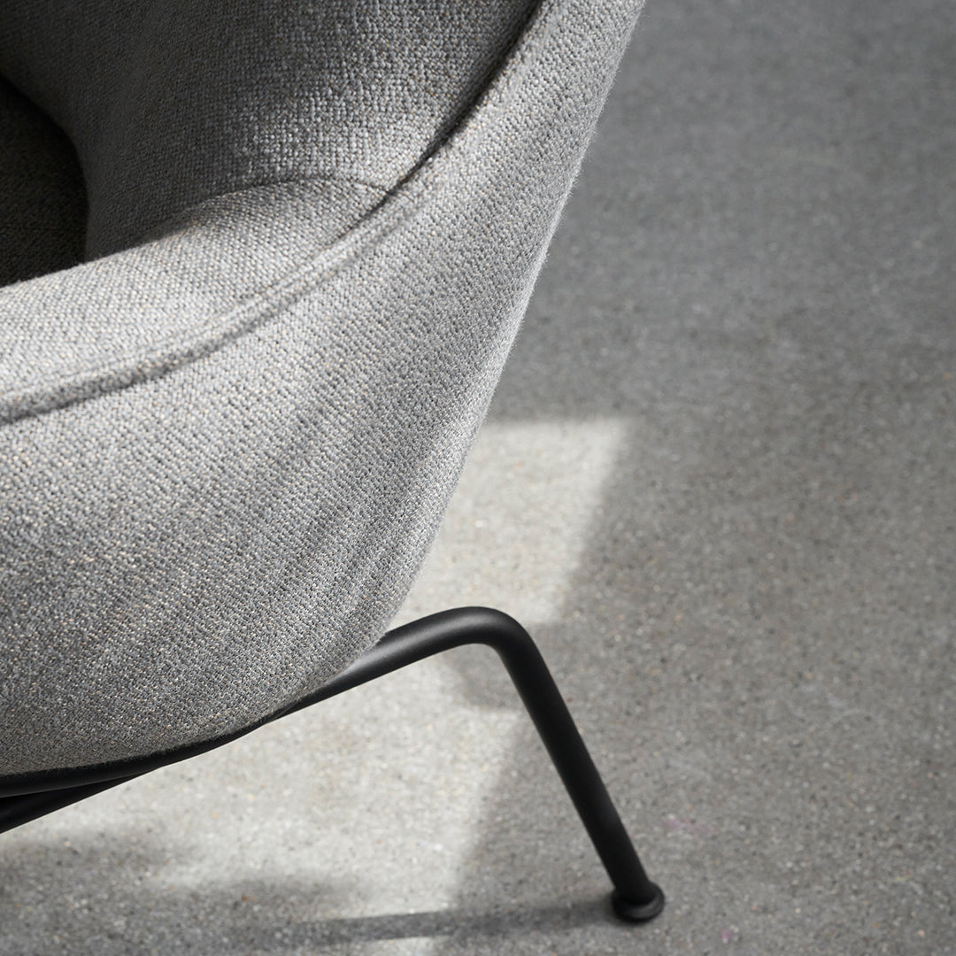 Premium Aloe Lounge Chair - Comfortable & Stylish Indoor/Outdoor Relaxation - Perfect for Patio, Garden, or Living Room