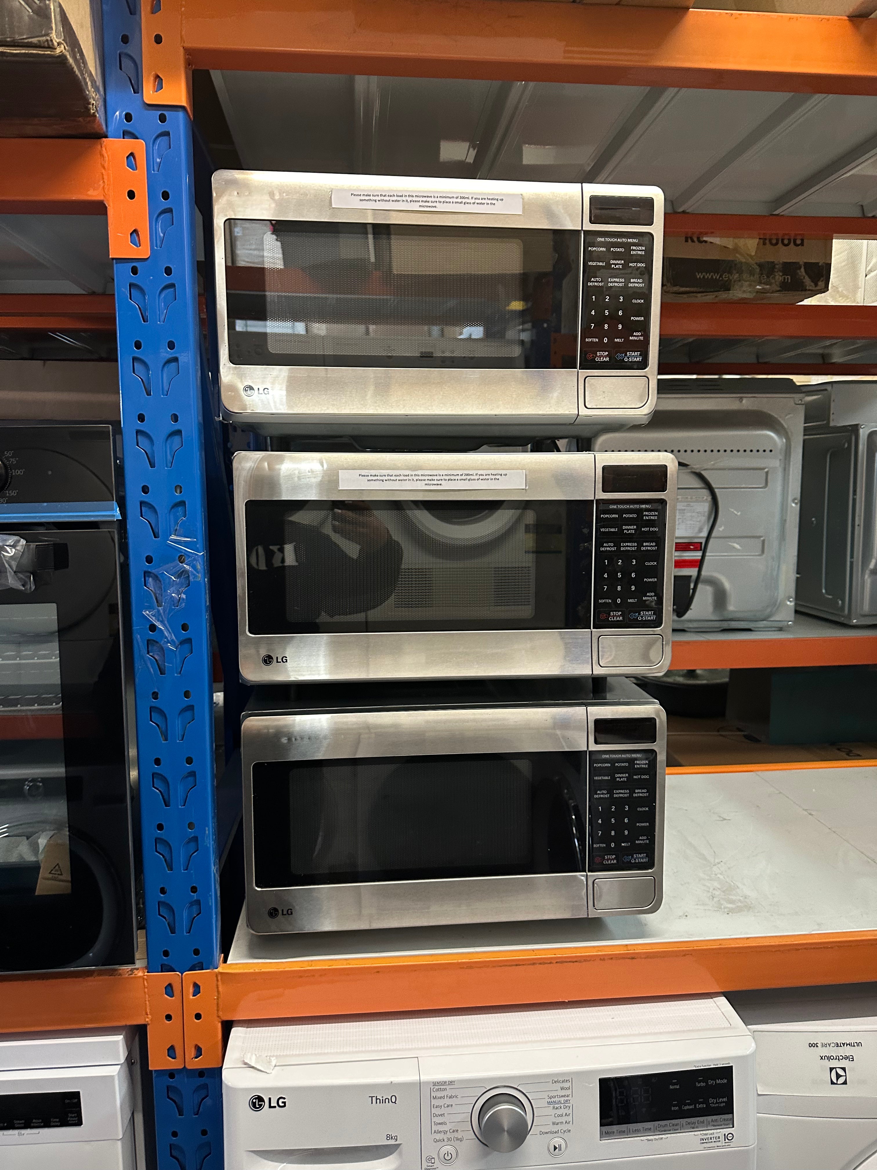 Refurbished LG 30L Microwave Oven - Compact Countertop Microwave for Small Kitchens, Dorms & Offices | Fast Heating & Defrosting | Energy Efficient