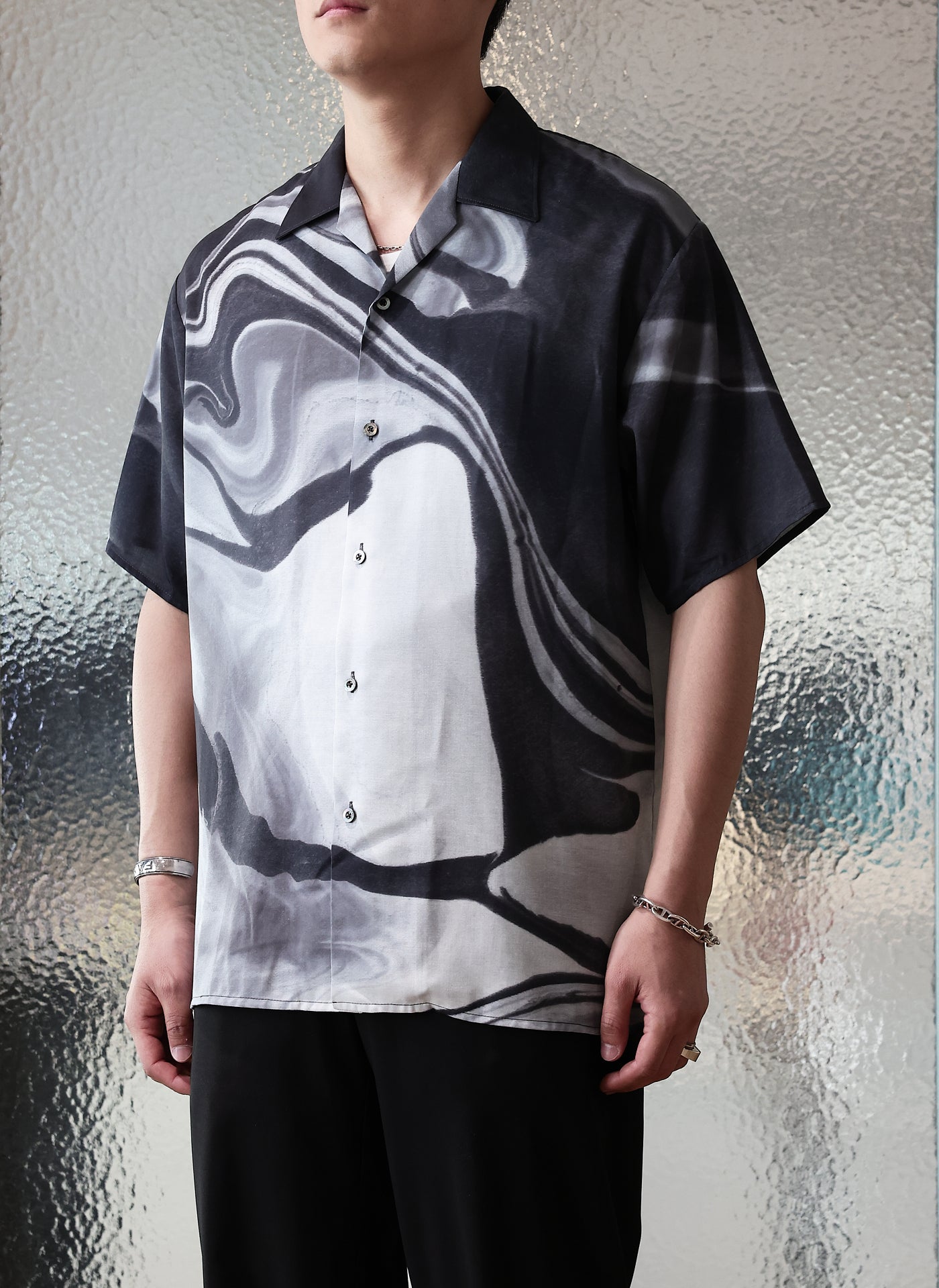 Stylish Polyester Marble Print Short Sleeve Shirt for Men - Trendy Casual Button Down Top for Summer Outfits, Office Wear & Date Nights