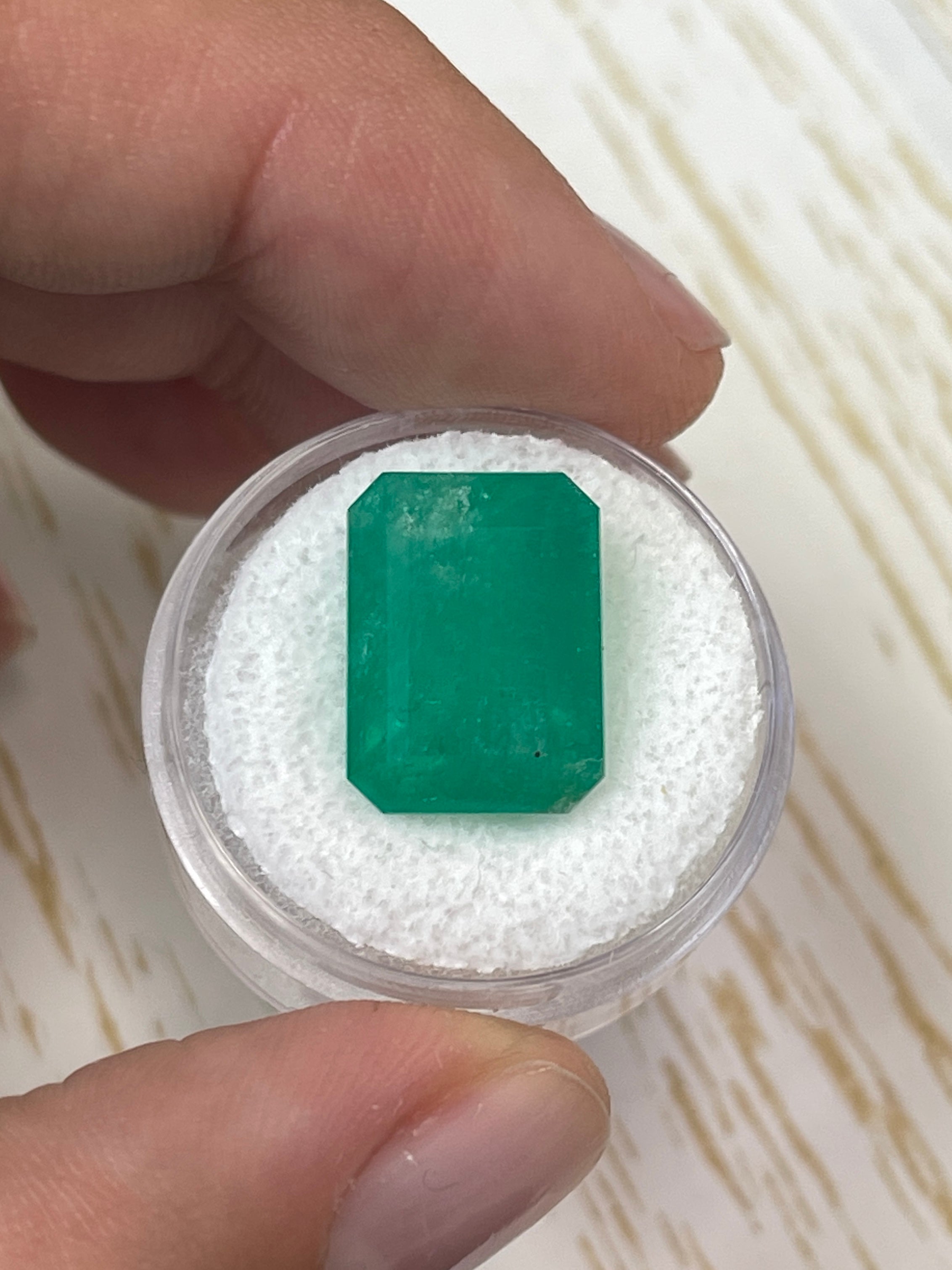 12.13 Carat Natural Colombian Emerald Loose Gemstone - 15.5x11.5mm Emerald Cut for Jewelry Making & Engagement Rings