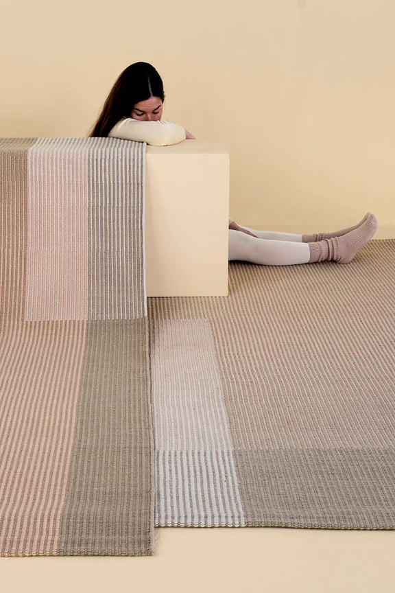 Haze Rug - Soft and Stylish Area Rug for Living Room, Bedroom, and Office - Perfect for Home Decor and Cozy Spaces