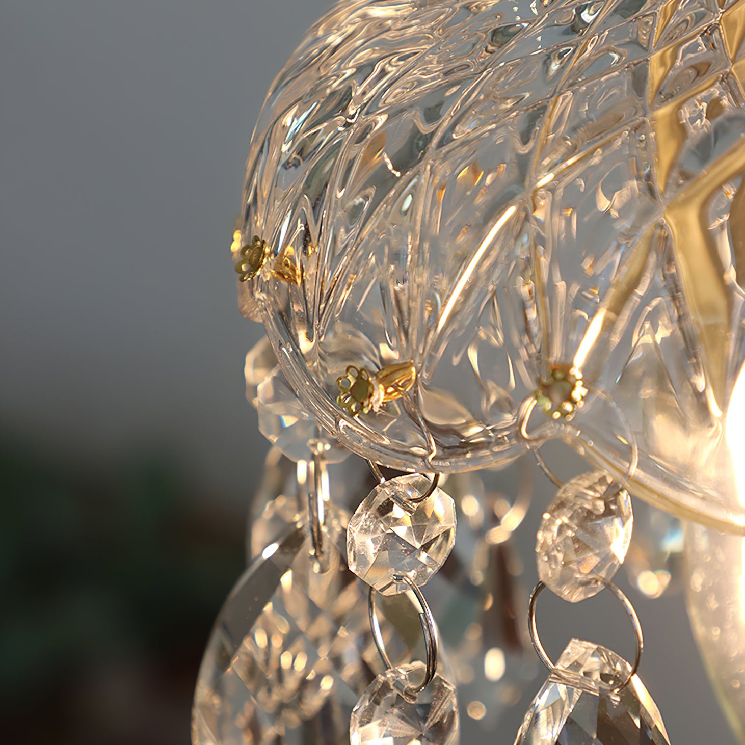 Crystal Haba Pendant Lamp - Modern Glass Ceiling Light Fixture for Dining Room, Kitchen, Living Room & Bedroom Decor