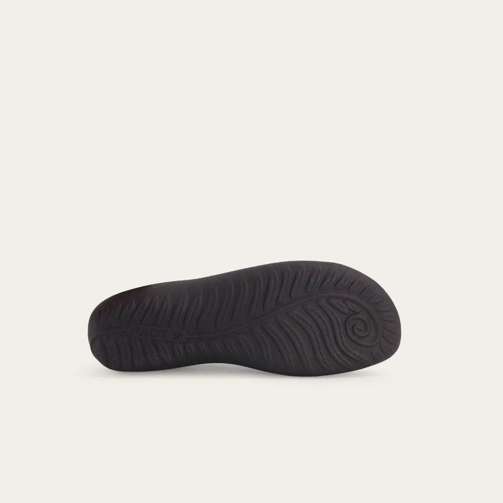 Naot Nuku Comfortable Women's Sandals - Lightweight & Supportive Footwear for Walking, Travel, and Everyday Wear
