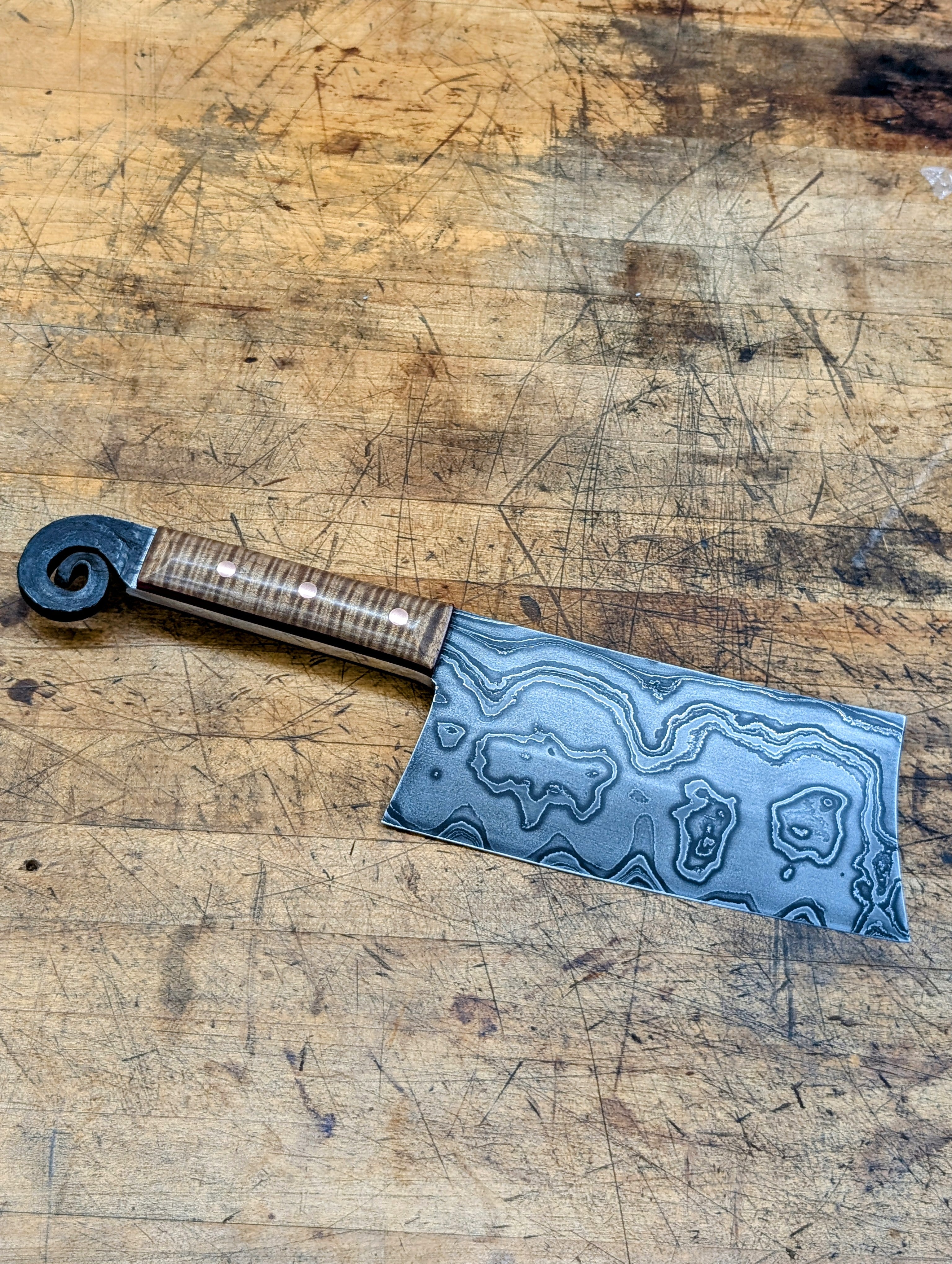 Premium Full Size Cleaver Knife - High Carbon Stainless Steel Kitchen Cleaver for Butchering, Chopping, and Meat Processing - Perfect for Professional Chefs and Home Cooking Enthusiasts
