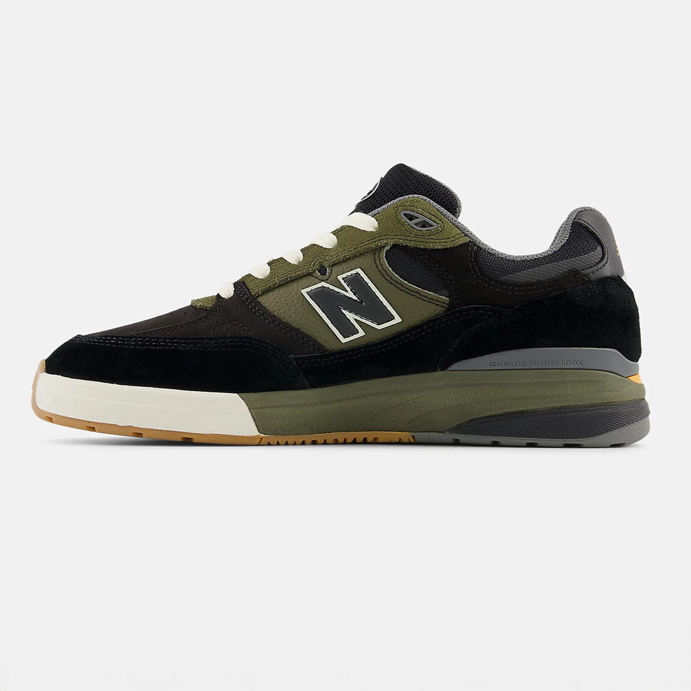 New Balance Numeric Andrew Reynolds 933 Skateboarding Shoes - High-Performance Skate Shoes for Street & Park Riding - Durable & Comfortable for Skaters