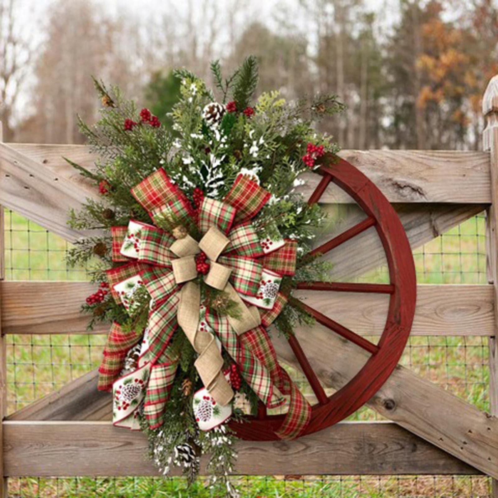 Kath Farmhouse Wagon Wheels Christmas Wreath - Rustic Red Vintage Wagon Wheel Holiday Wreath for Front Door, Winter Home & Outdoor Decor - Perfect for Farmhouse, Cabin, and Country Style Christmas Decorations