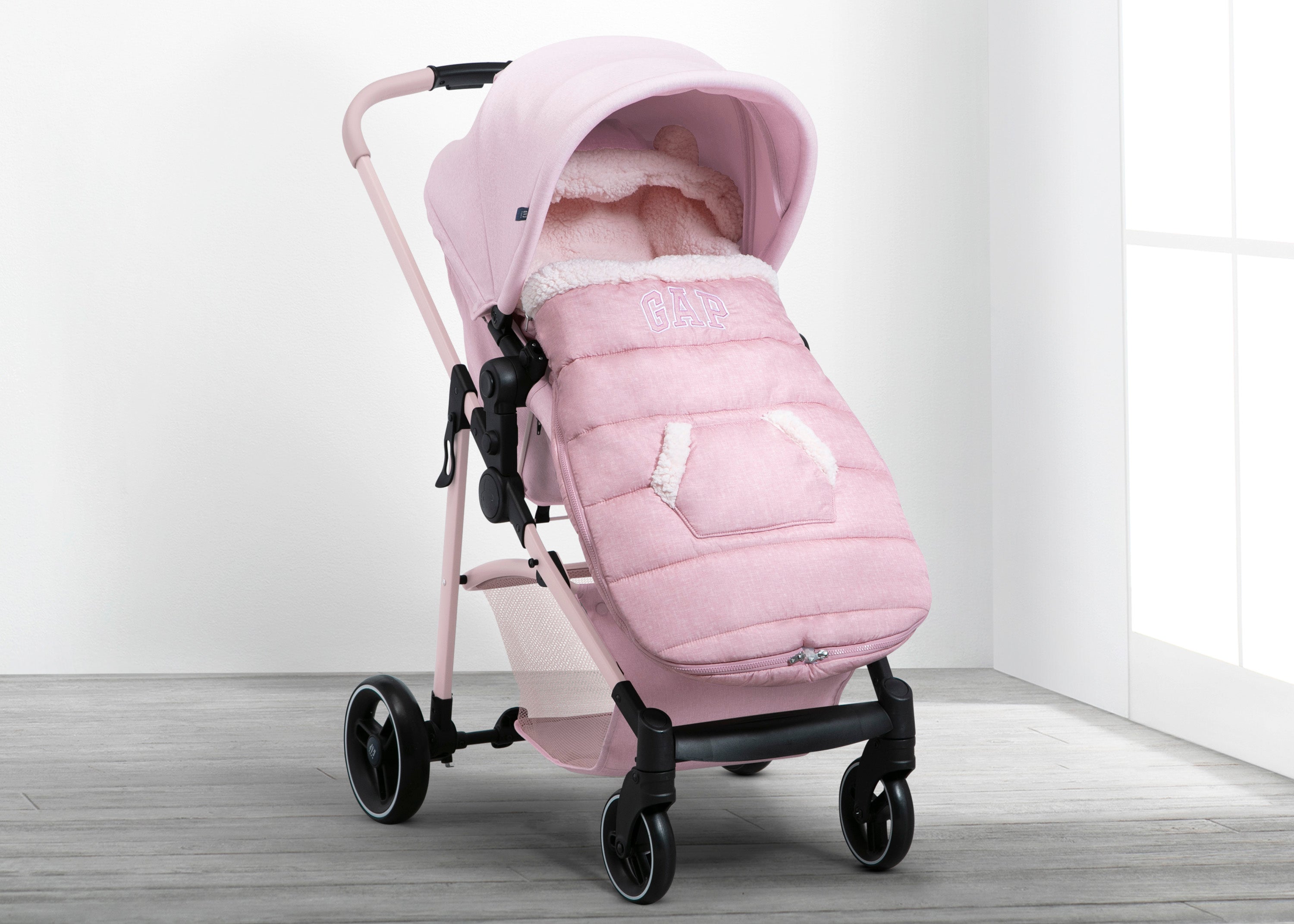 BabyGap Toddler Stroller Footmuff - Warm Winter Stroller Cover for Boys & Girls - Cozy Fleece Footmuff for Stroller & Pram - Perfect for Cold Weather Walks & Outdoor Adventures