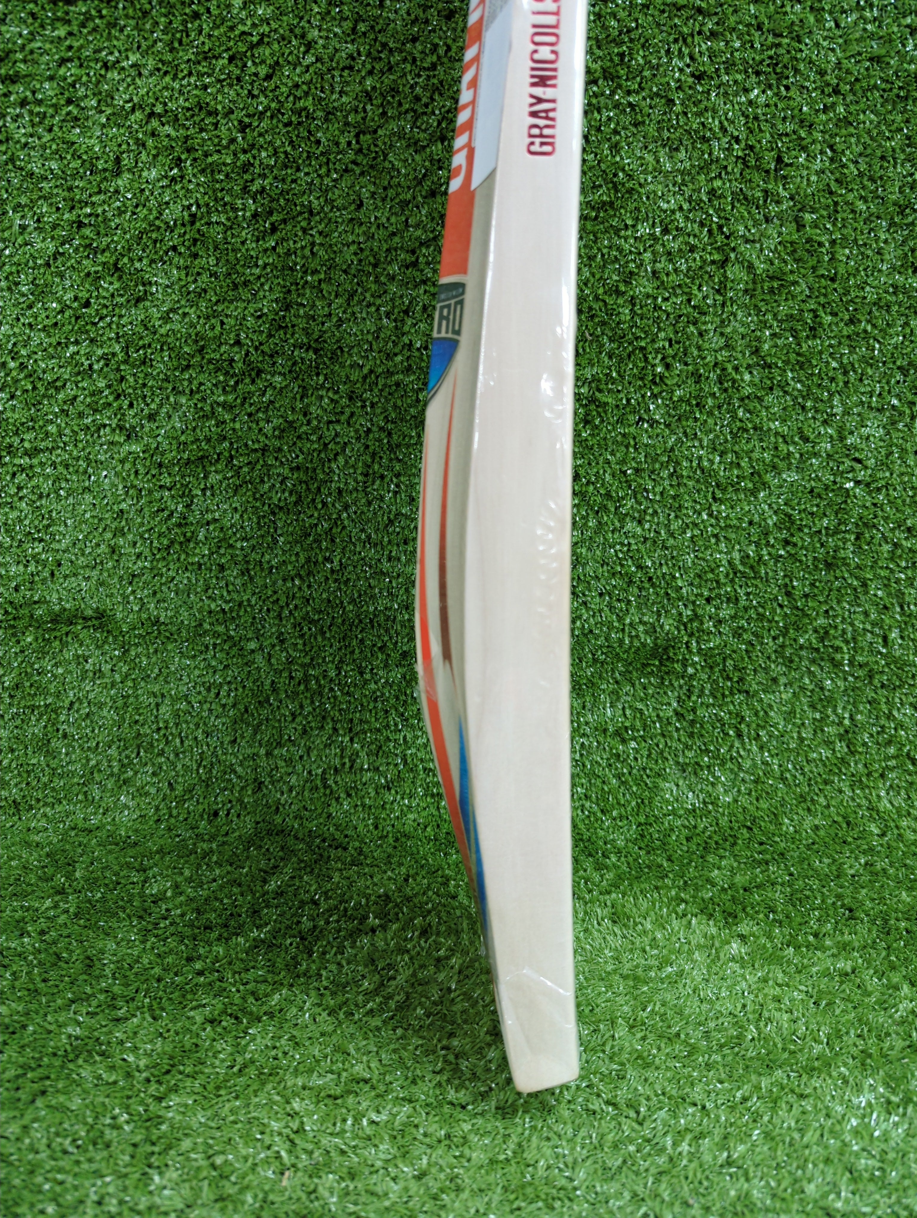 Premium Gray Nicolls 3 Nitro English Willow Cricket Bat - Professional Grade for Tournament Play & Practice Sessions - Perfect for Club Matches, Training & Competitive Cricket Games