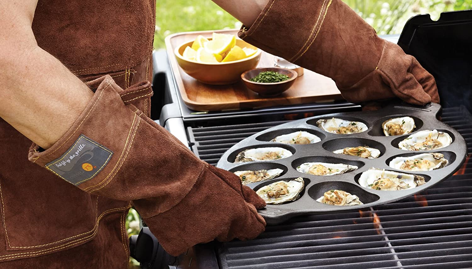 Premium Heat-Resistant Outset Leather BBQ Grill Gloves - Brown - Ideal for Grilling, Smoking, and Outdoor Cooking Safety