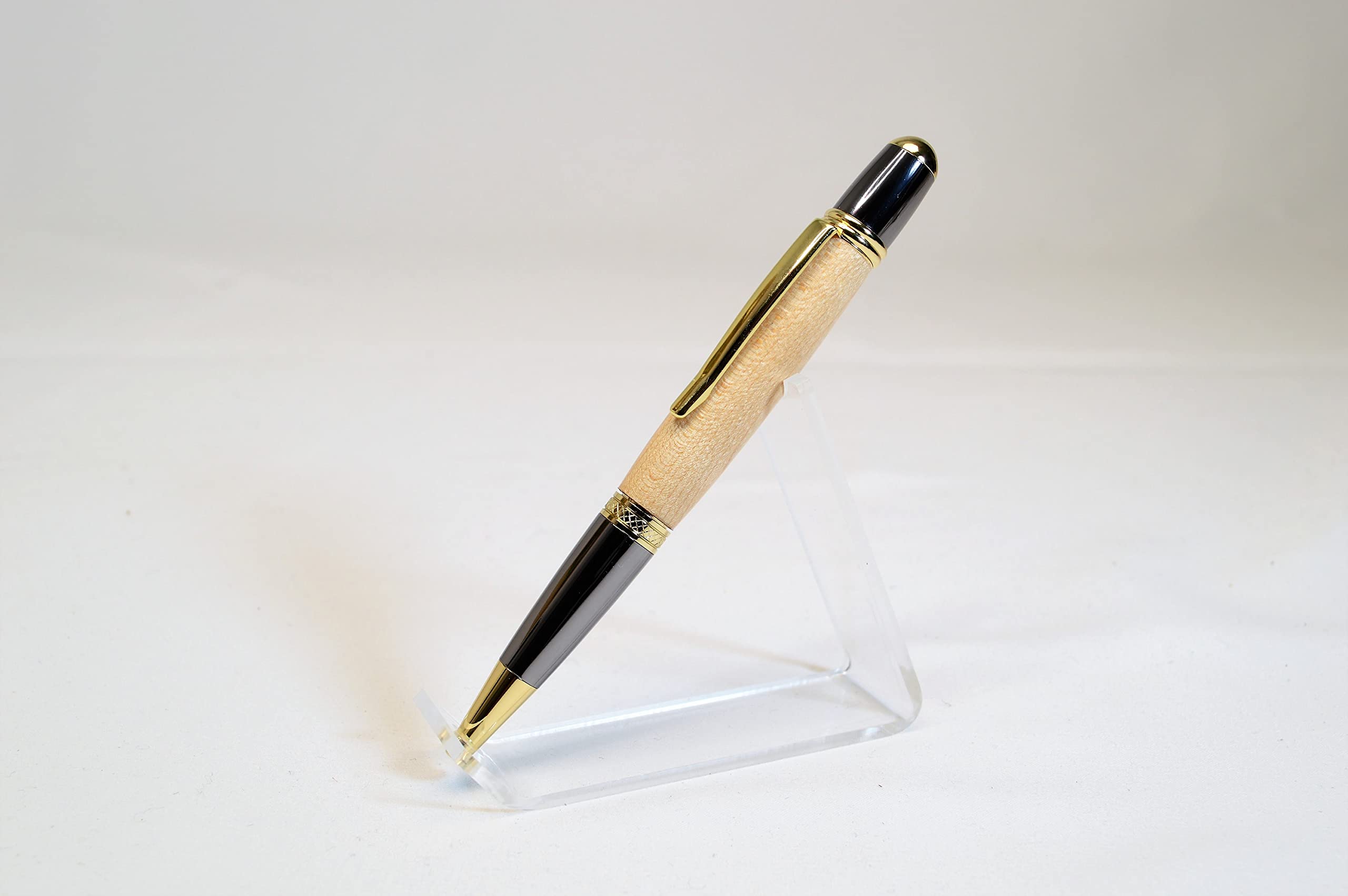 Breslin Center Twist Pen - Handcrafted Wooden Basketball Court Memorabilia - Unique Collectible Gift for Sports Fans - Perfect for Office, Home, or Game Day Souvenirs