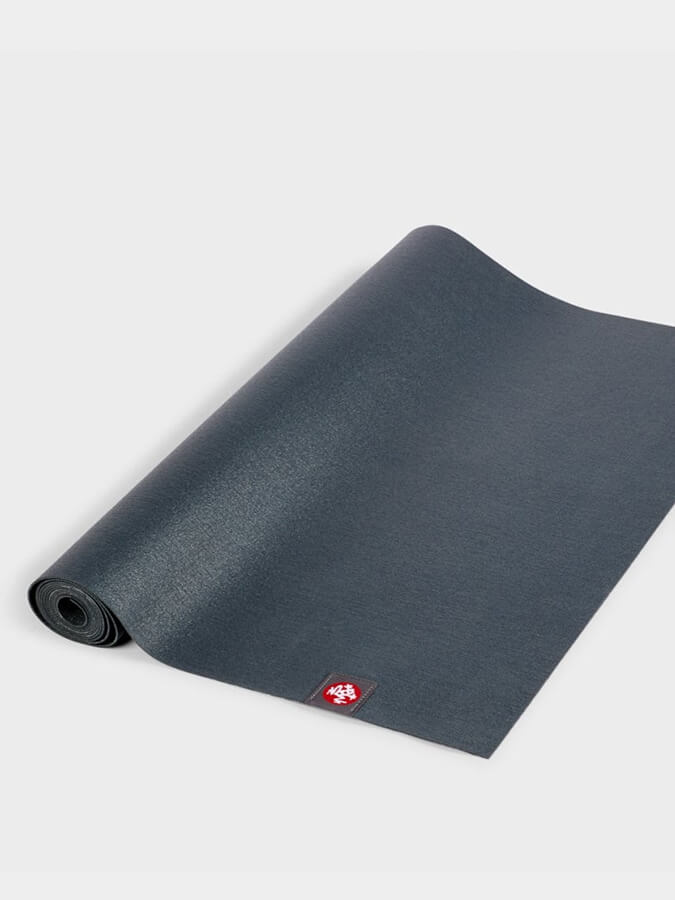 Manduka eKO SuperLite Travel Yoga Mat 1.5mm - Eco-Friendly & Lightweight for Yoga, Pilates & Travel - Perfect for Home, Studio & Outdoor Workouts