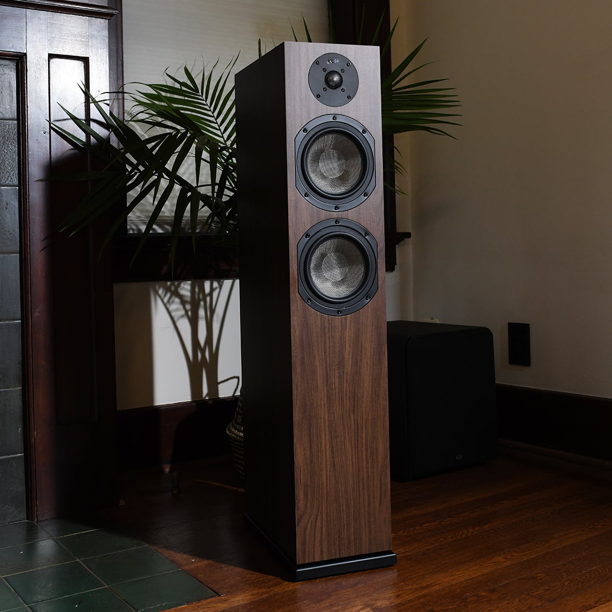 KLH Concord Floorstanding Loudspeaker - High Performance Home Audio Speaker for Immersive Music & Movie Experience - Perfect for Living Room, Home Theater & Audiophile Setup
