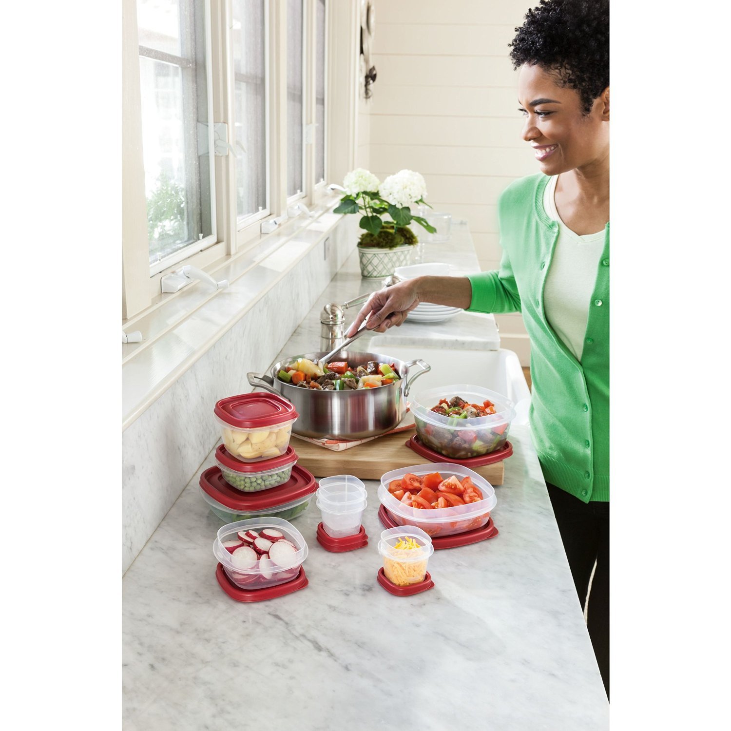 Rubbermaid Easy Find Lids Food Storage Containers Set - 18-Piece Airtight BPA-Free Kitchen Organization (Racer Red) for Meal Prep, Leftovers & Pantry Storage