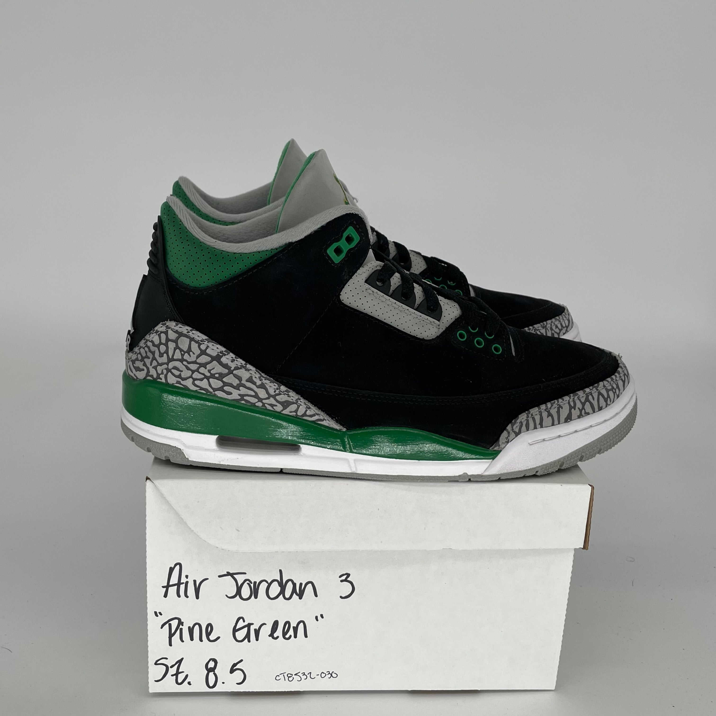 Original Air Jordan 3 Retro 'Pine Green' Men's Basketball Shoes Size 8.5 - Style Code CT8532-030 | Perfect for Streetwear, Sneaker Collecting & Casual Fashion