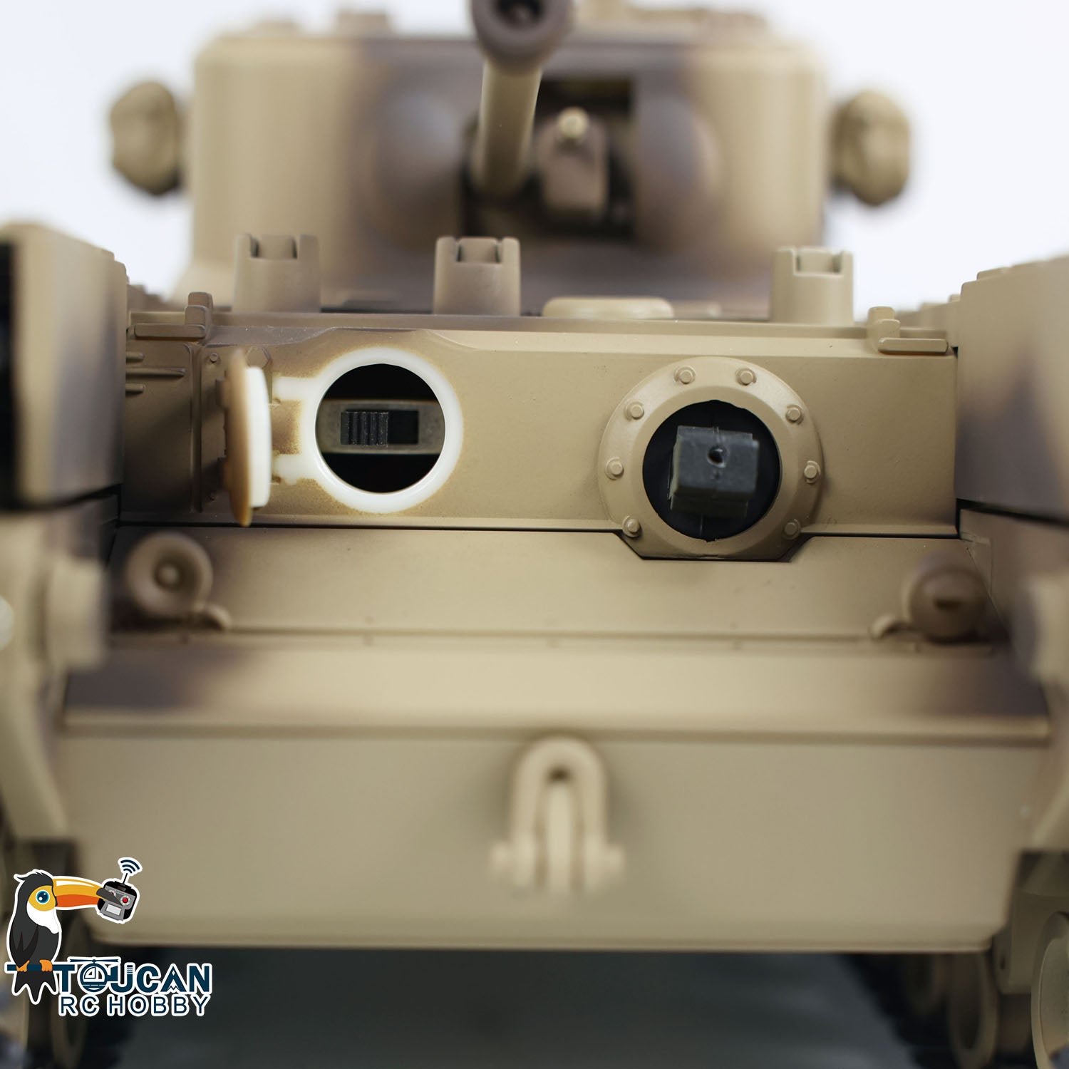 US Stock 1/16 Scale Military RC Battle Tank - Churchill Mk.VII with Metal Tracks & Gearbox, Infrared Battle System, Tongde Electric Tank for Adults & Collectors | Perfect for War Reenactments, Hobby Battles & Display Collections