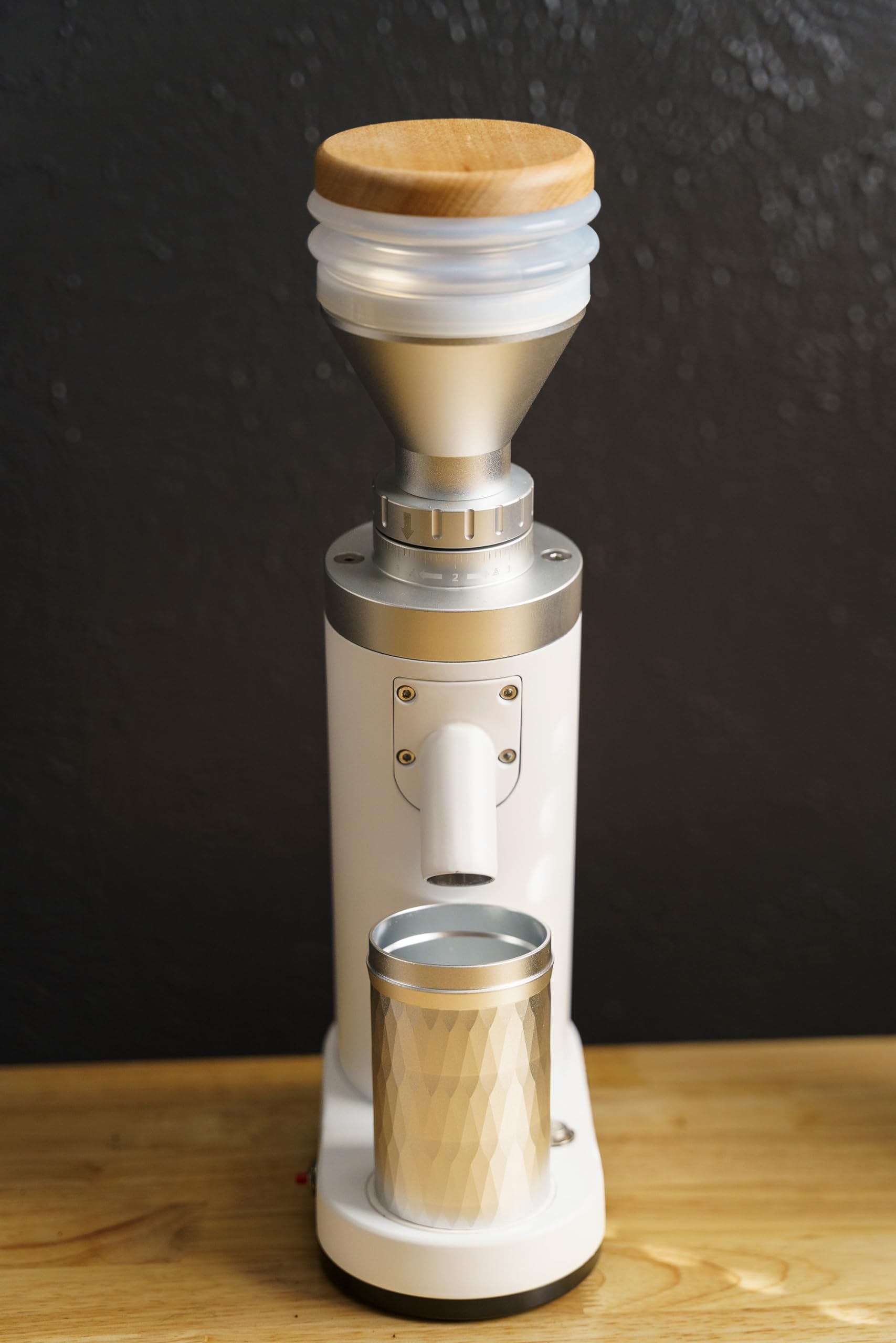 Premium D40+ Single Dose Coffee Grinder - White | Electric Burr Grinder for Espresso & Pour Over | Perfect for Home Baristas & Coffee Enthusiasts