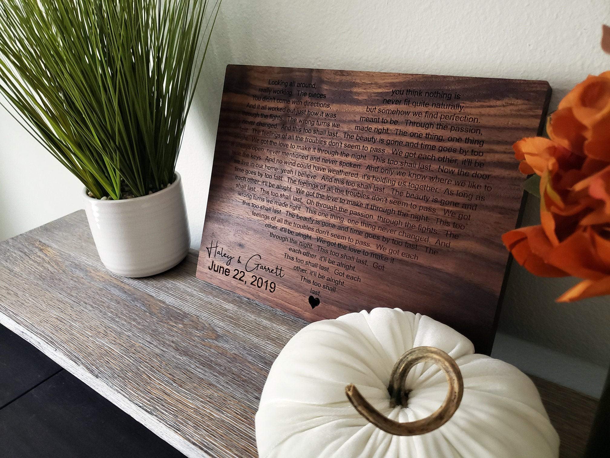 Custom Engraved Wedding Song Plaque - Personalized First Dance Lyrics for Couples - Heart Shaped Anniversary Gift for Newlyweds - Perfect for Wedding, Engagement & Romantic Home Decor