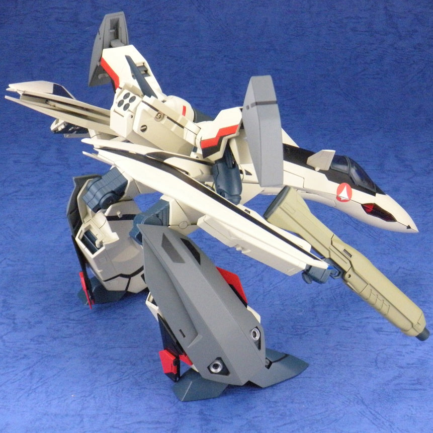 Arcadia Macross Plus 1/60 VF-19 Valkyrie with Fast Pack - 40th Anniversary Limited Edition Collectible Action Figure - Perfect for Anime Fans, Model Collectors & Sci-Fi Decor