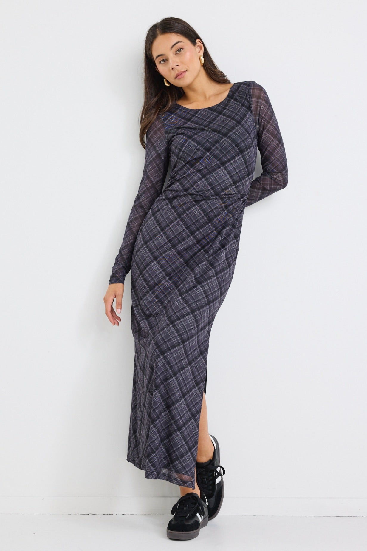 Stylish Gallery Charcoal Check Mesh Long Sleeve Maxi Dress for Women - Perfect for Casual Outings, Date Nights & Summer Beach Wear