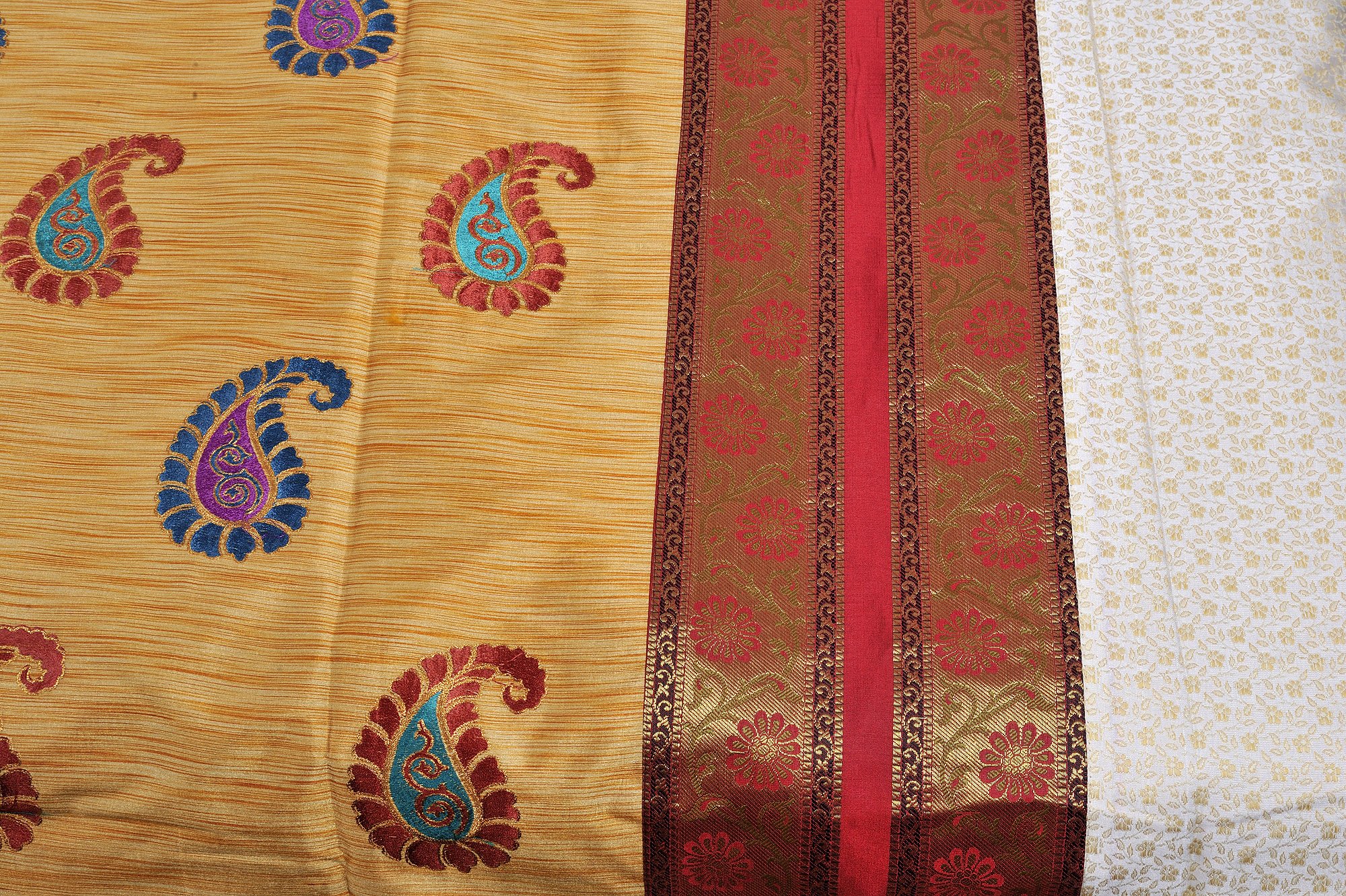 Exotic India 7-Piece Banarasi Silk Bedspread Set with Floral Weave & Embroidered Paisleys - Pale Gold Luxury Bedding - Includes Pillow Covers for Master Bedroom Decor, Wedding Gift, or Boho Chic Home Styling