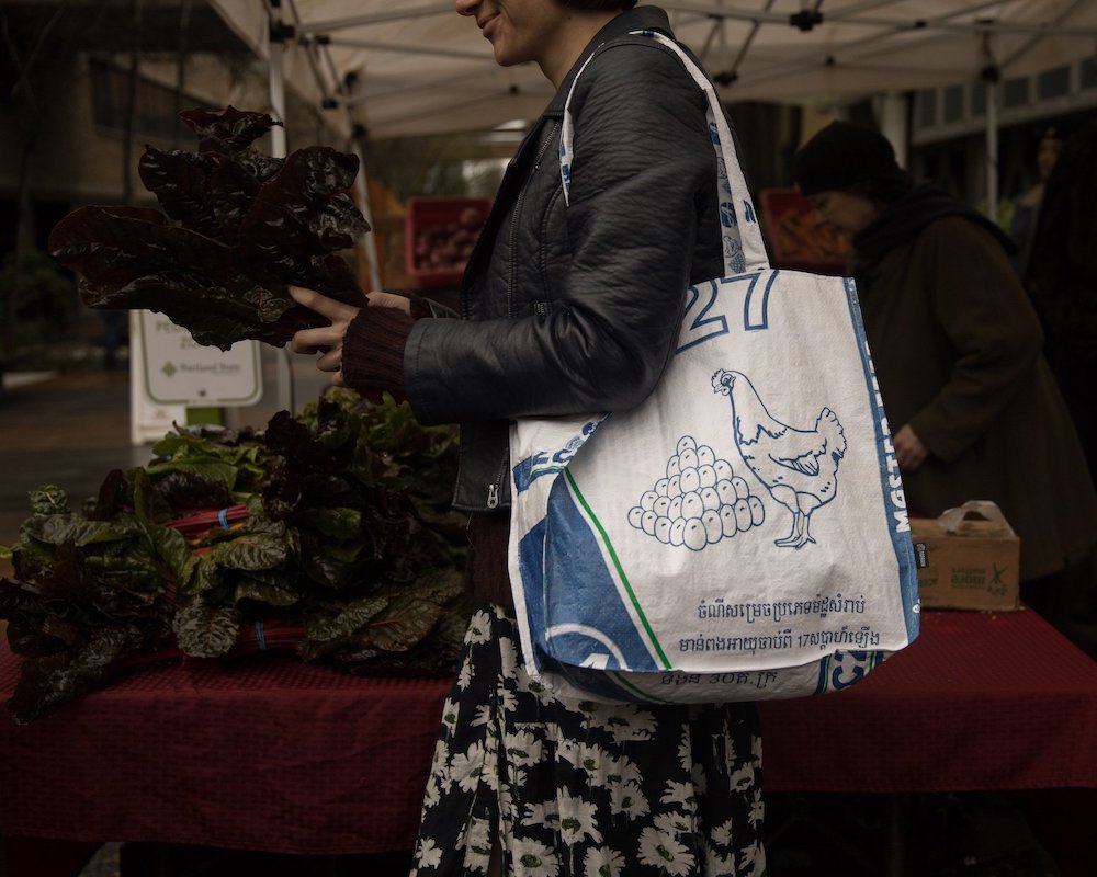 Stylish and Durable Canvas Tote Bag for Women - Lightweight & Spacious Eco-Friendly Shopping Bag - Perfect for Groceries, Beach, Work, and Travel