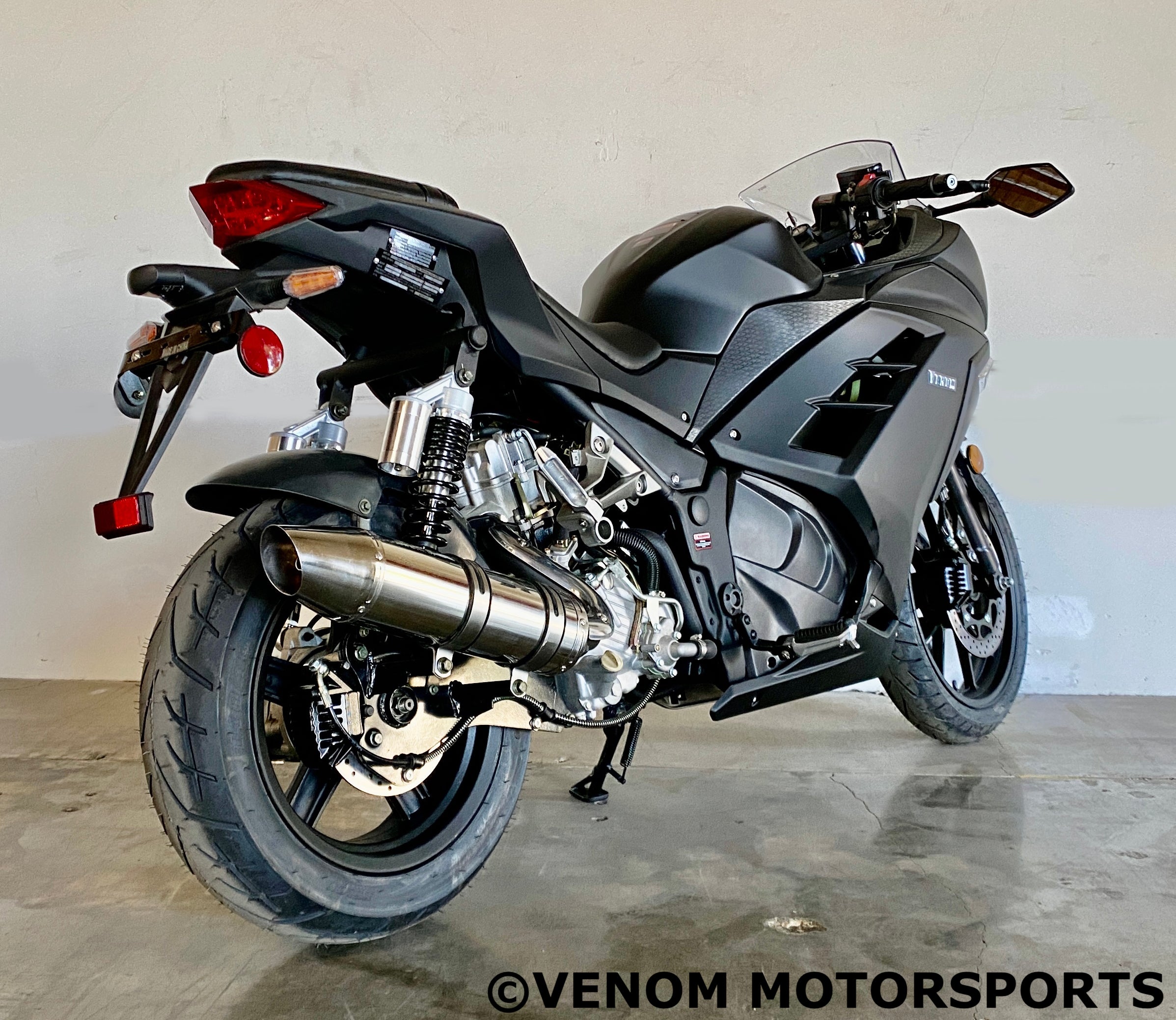 Venom X22GT 250cc Automatic Motorcycle - Open Box Sale | Perfect for Commuting & Off-Road Adventures