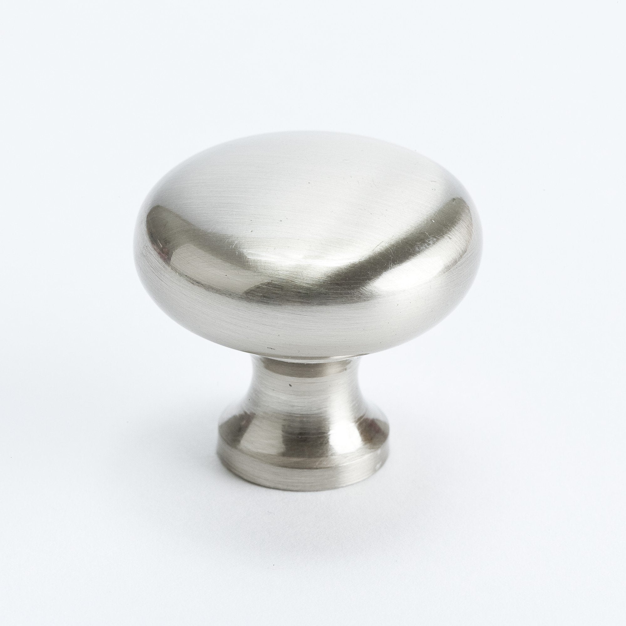 Berenson American Classics 9079 1BPN P Knob - Vintage Brass Cabinet Knob for Kitchen & Bathroom Hardware, Classic Home Decor Upgrade