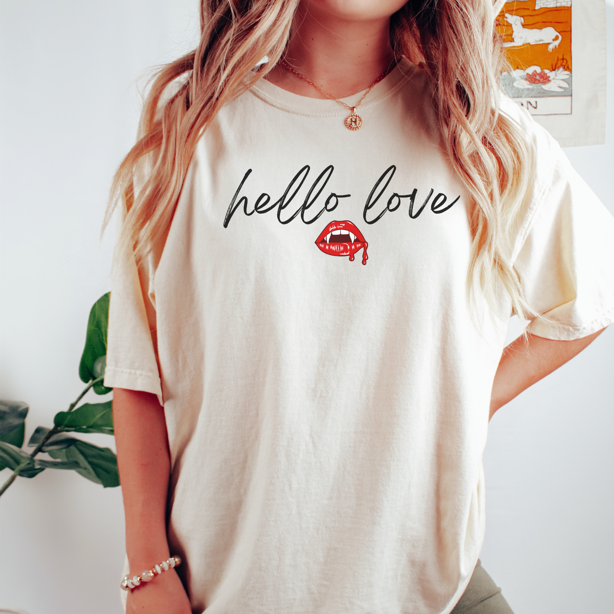 Hello Love Shirt - Klaus Mikaelson The Originals TVD Vampire T-Shirt - Perfect Gift for Vampire Diaries Fans & Supernatural Lovers - Great for Cosplay, Conventions & Fan Events