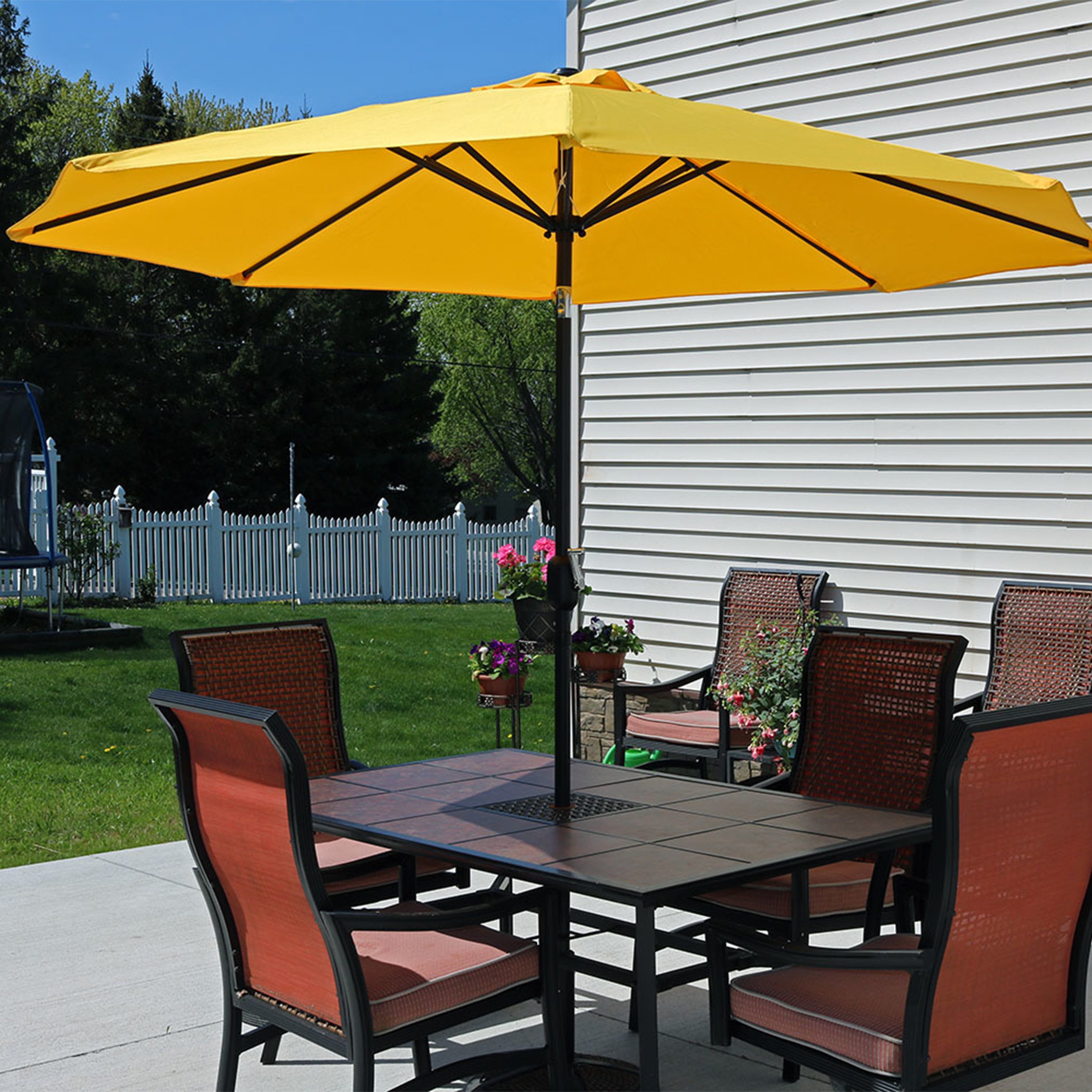 Sunnydaze 9-Foot Aluminum Outdoor Patio Umbrella with Tilt & Crank - Perfect for Poolside, Backyard, Deck, and Garden Shade
