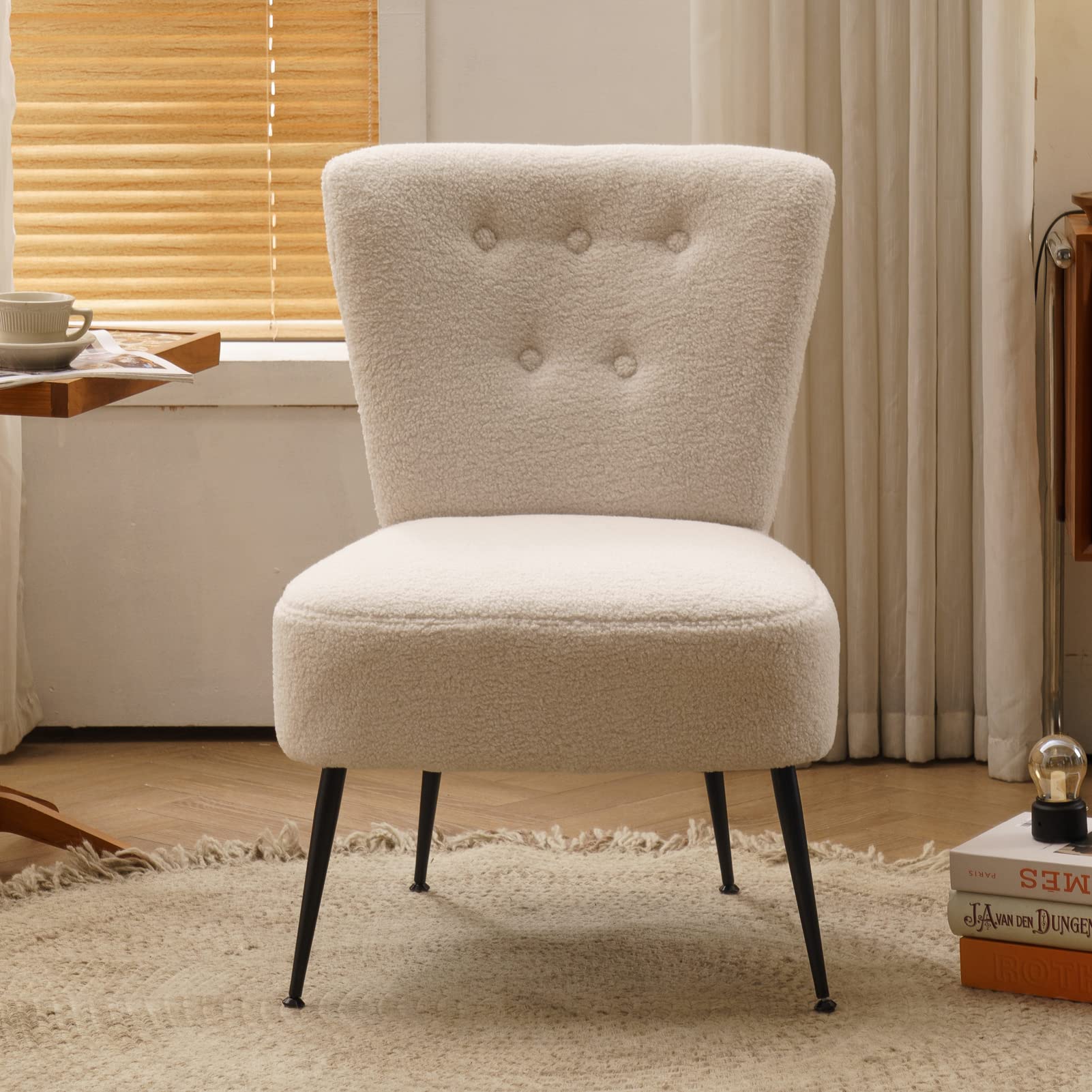 Tufted Accent Chair with Black Metal Legs - Armless Upholstered Lounge Chair for Living Room, Home Office & Reading Nook - Comfortable Single Sofa & Leisure Club Chair for Relaxing, Reading & Working