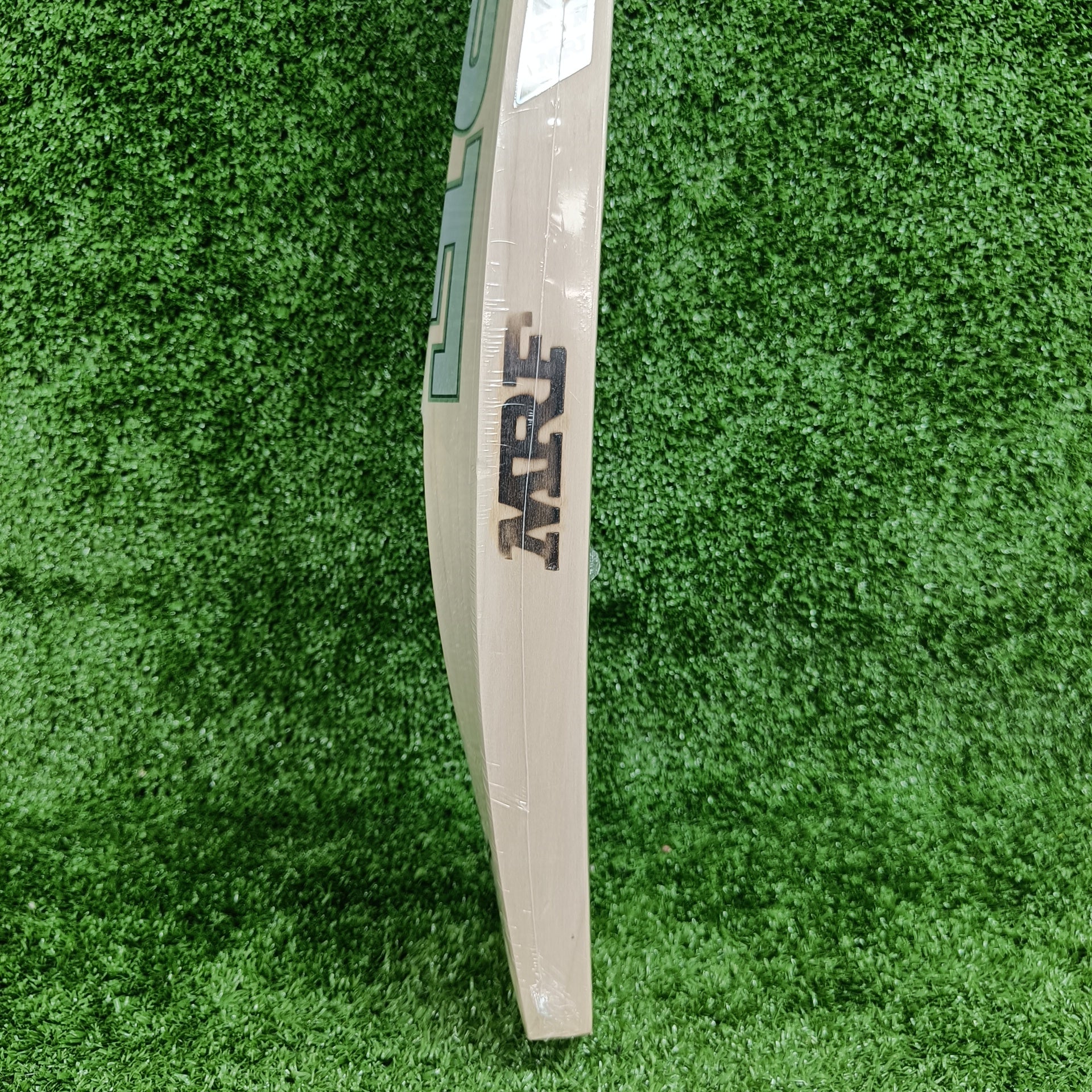 MRF Genius Silver Edition Cricket Bat | 25th Anniversary Special Edition - Perfect for Professional Matches & Training Sessions