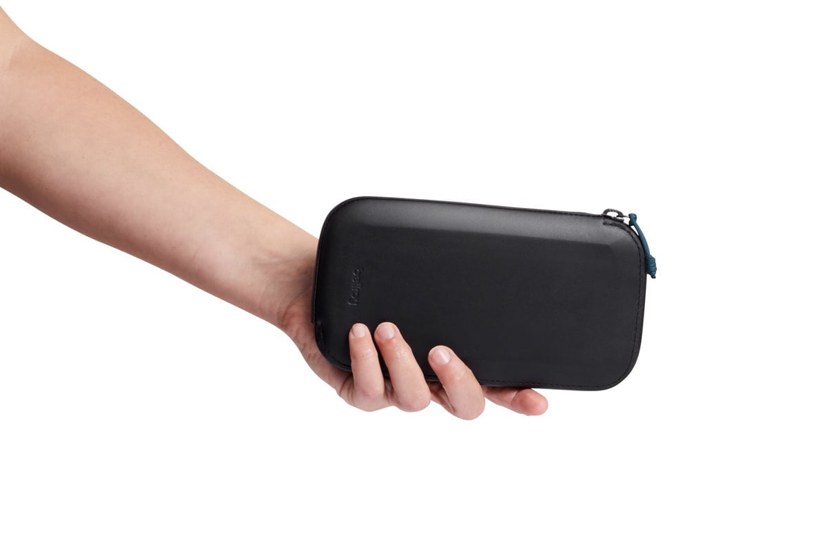 Bellroy Venture Phone Pocket Plus - Premium Slim Wallet with RFID Protection for iPhone & Android Phones - Perfect for Travel, Work & Everyday Carry